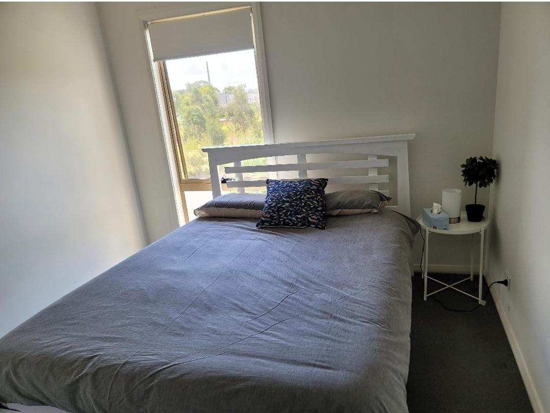 5 bedroom luxurious house in Marsden Park