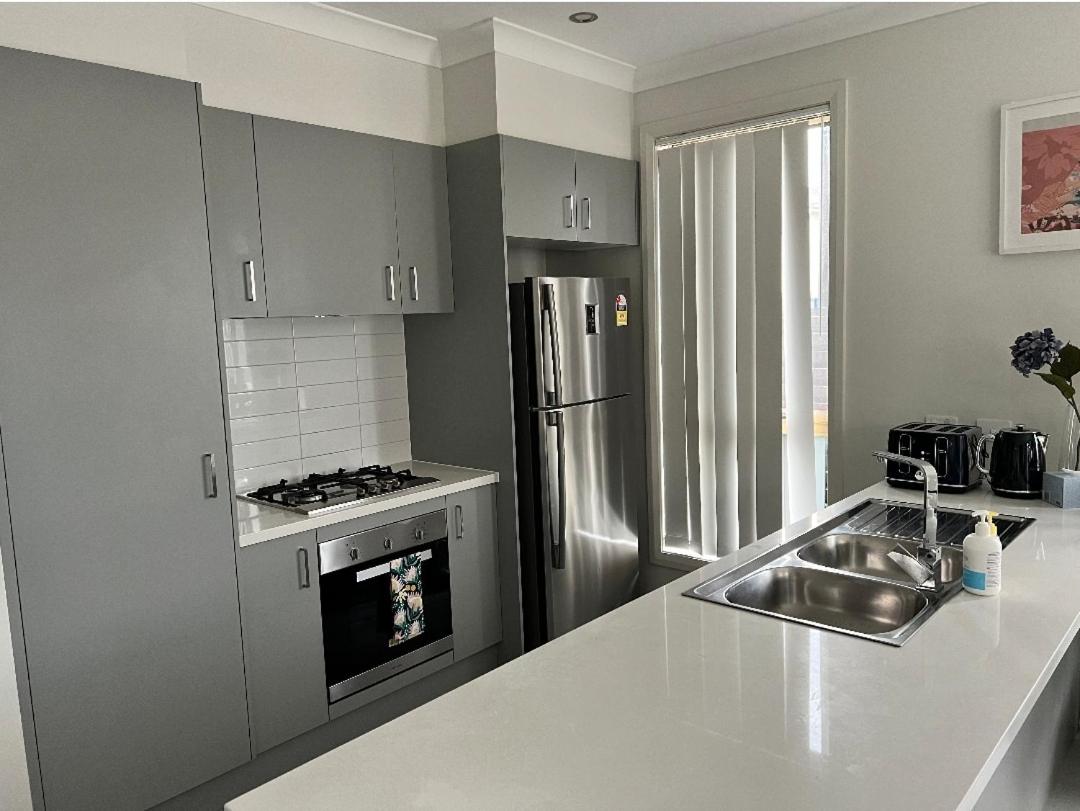 5 bedroom luxurious house in Marsden Park