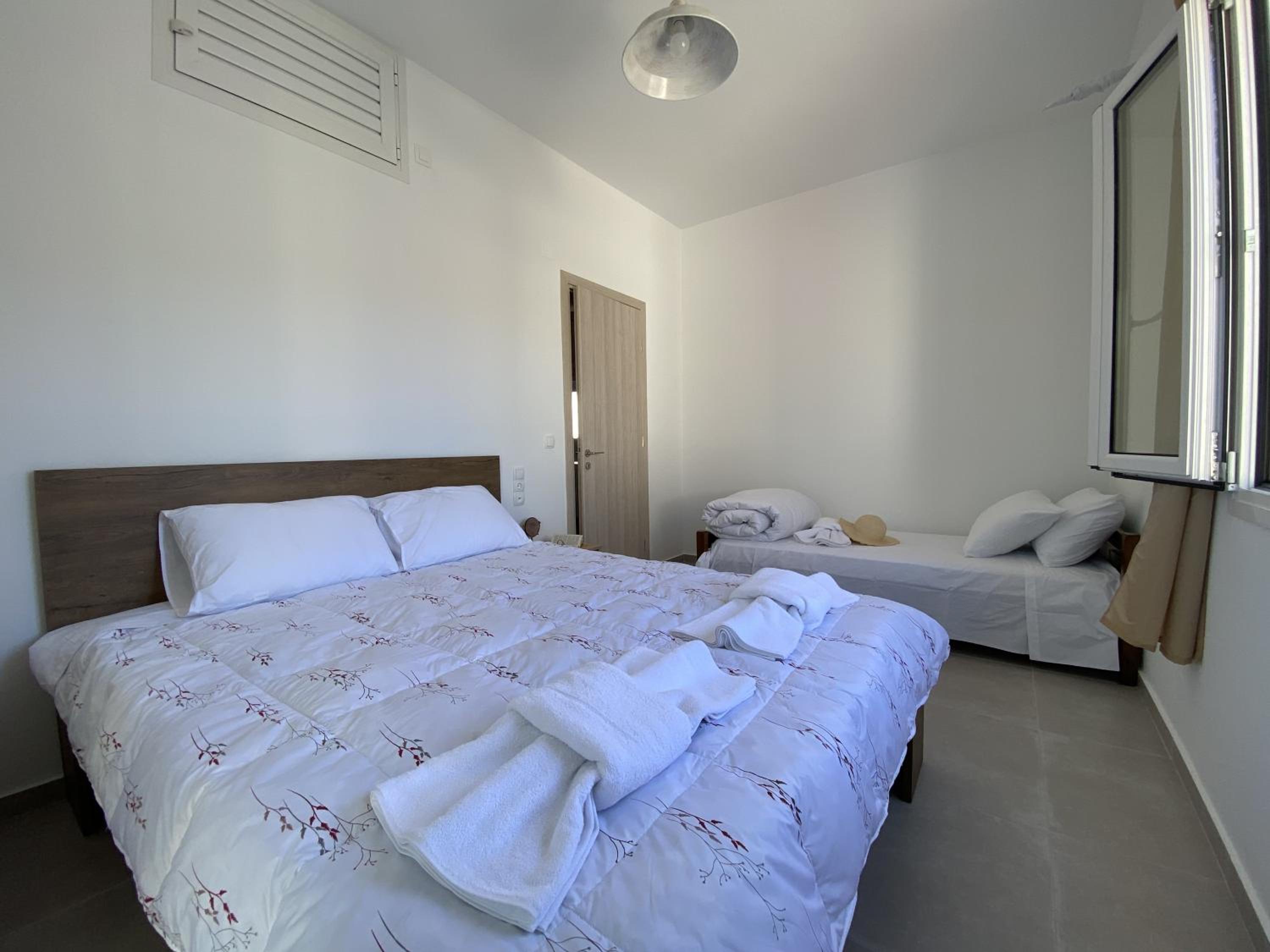 Orphanos Apartment