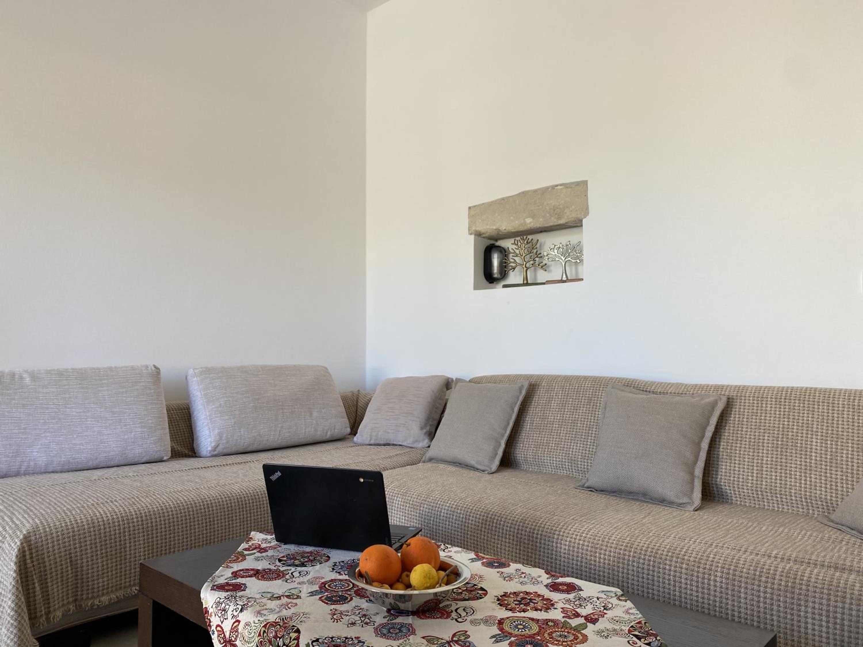 Orphanos Apartment