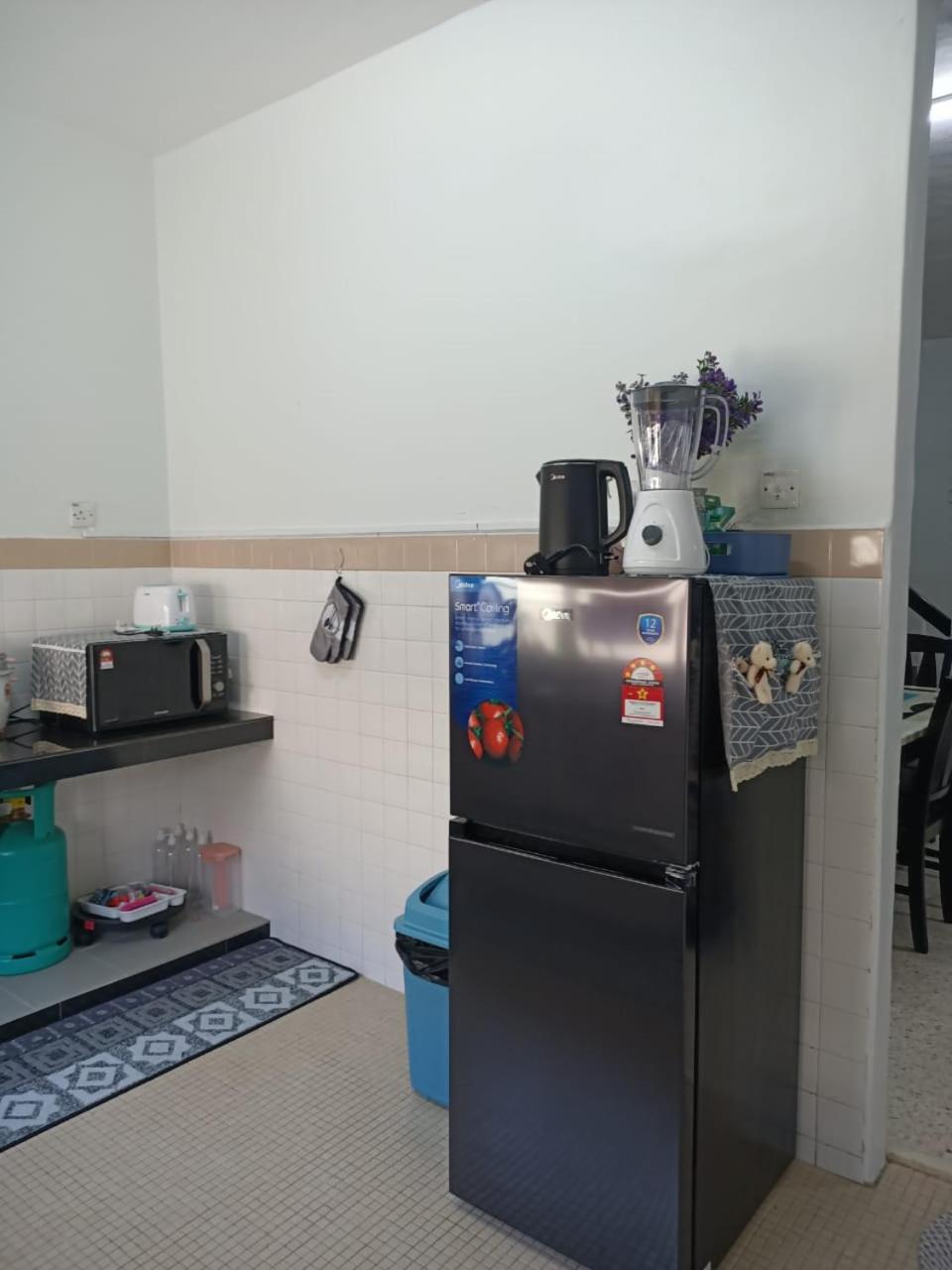 RIANI HOMESTAY