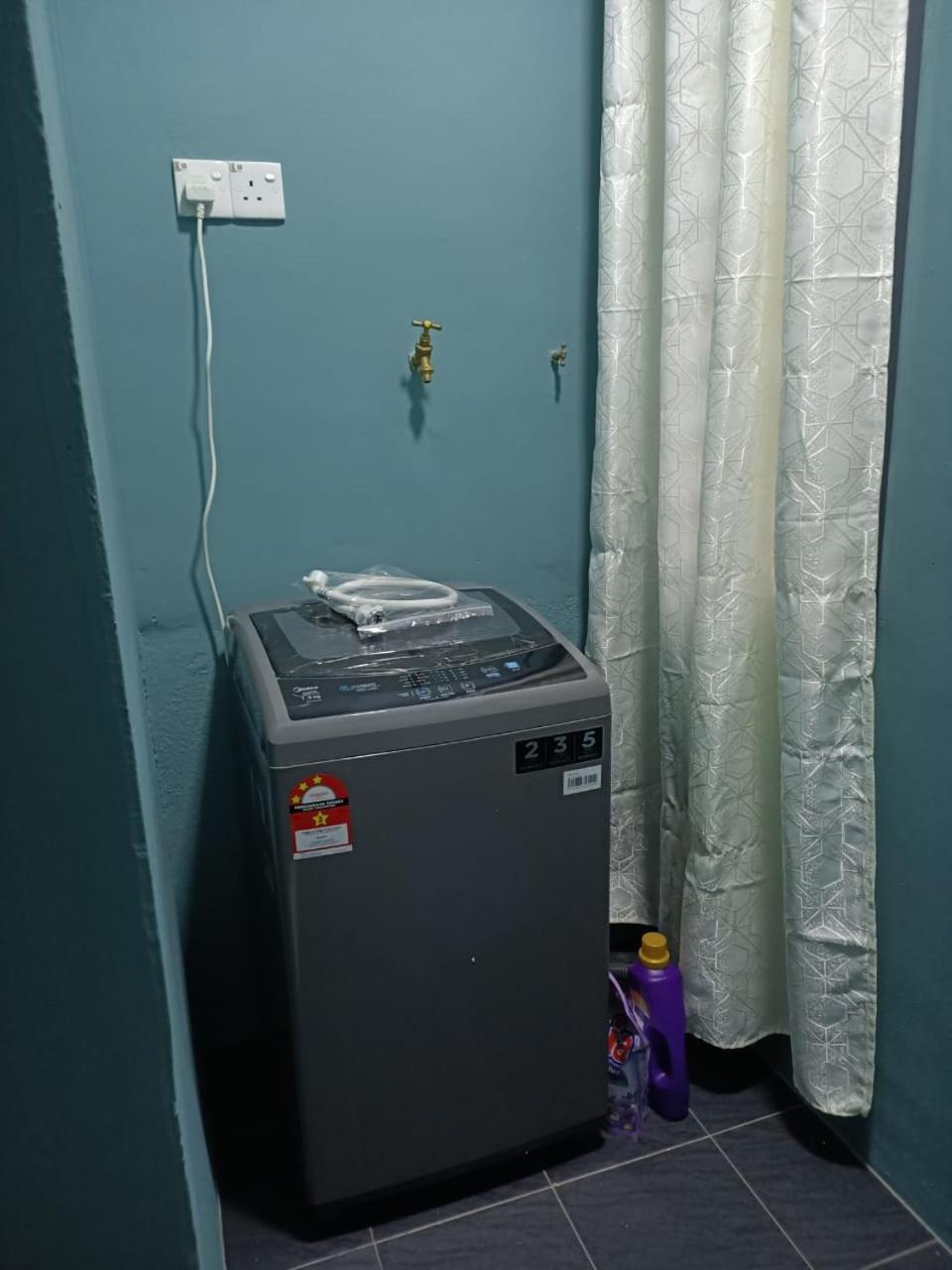 RIANI HOMESTAY