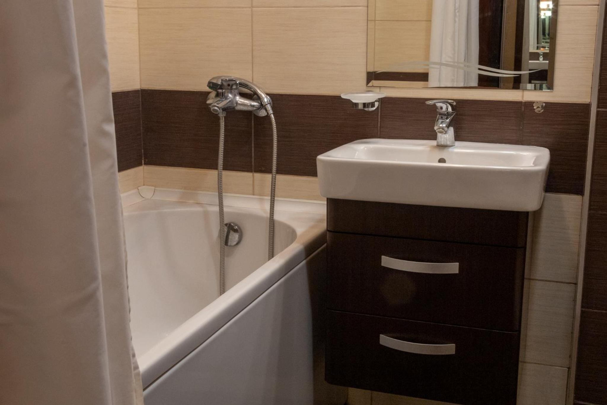 Romance Apartment Golden Line for Rent