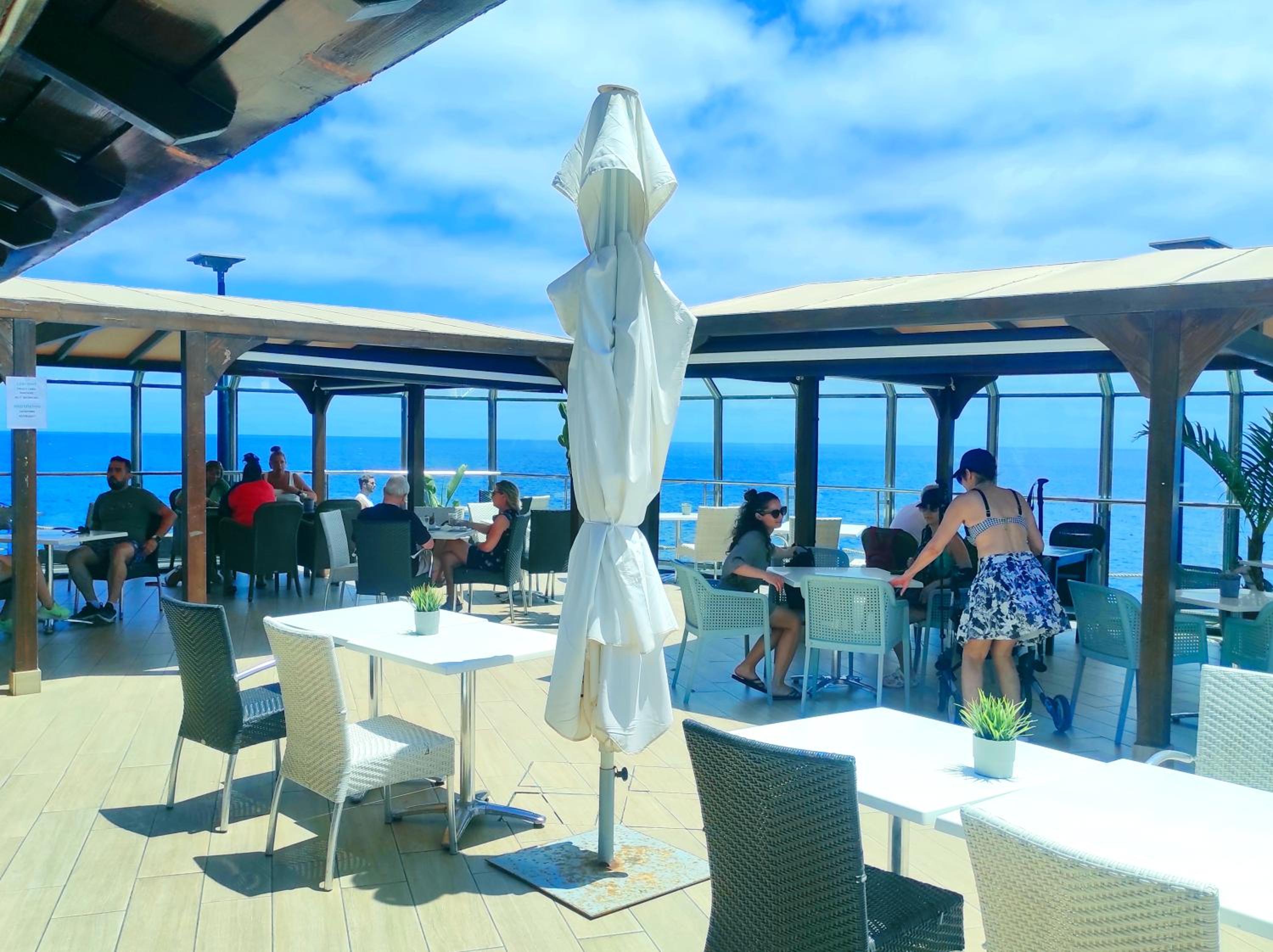 El Nautico Suites, the beachfront Paradise
