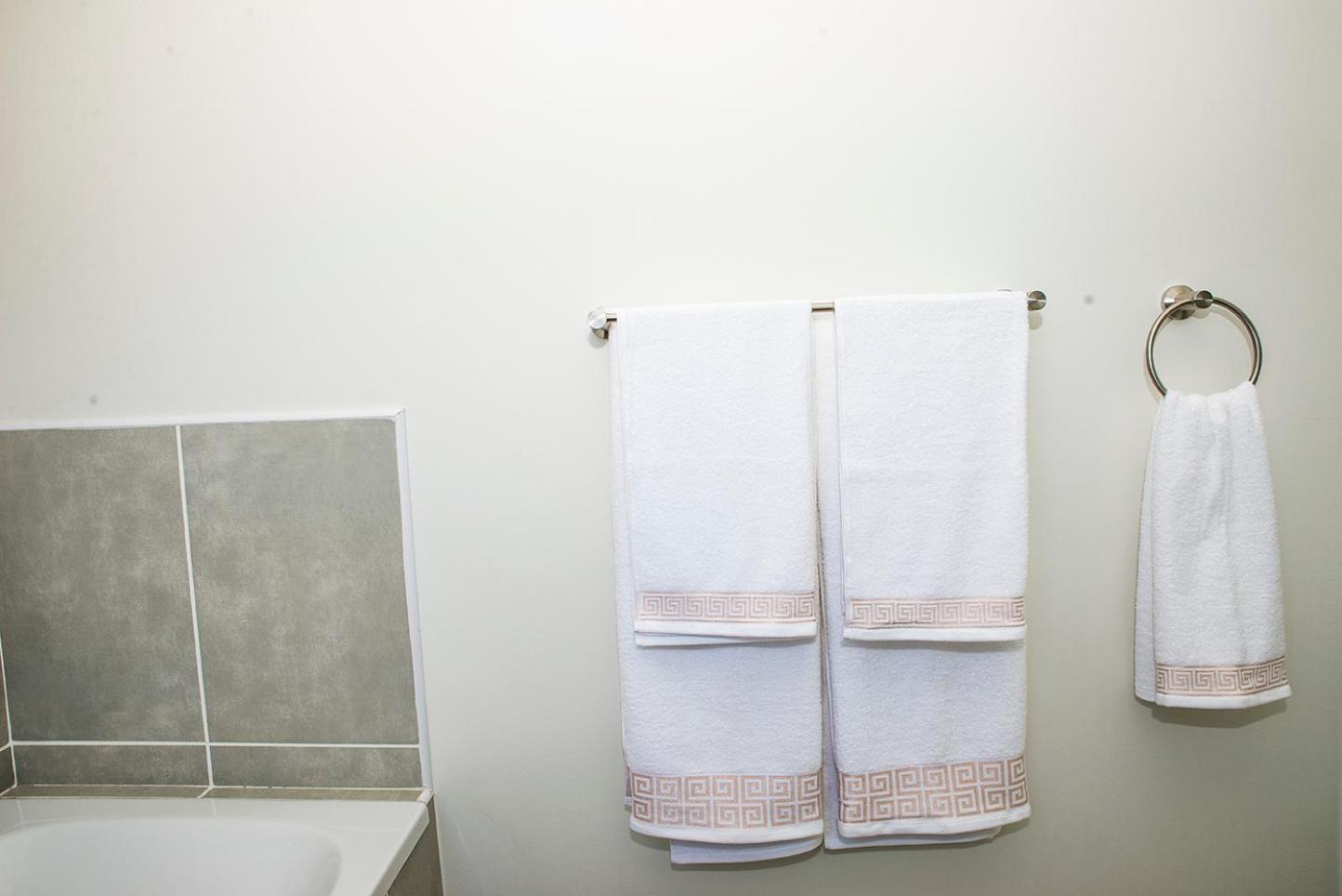 Eirini Elegant - Athena Apartment Fourways view 4