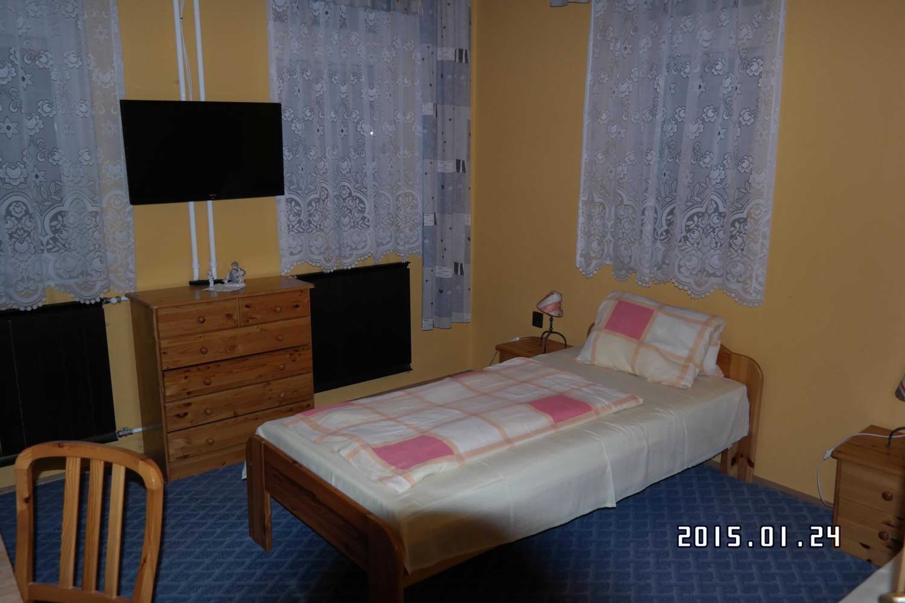 Photo 24