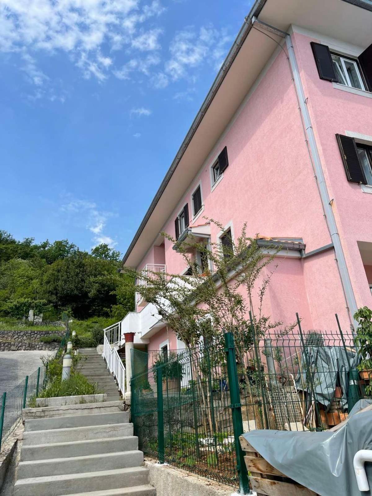 Apartments Lovro