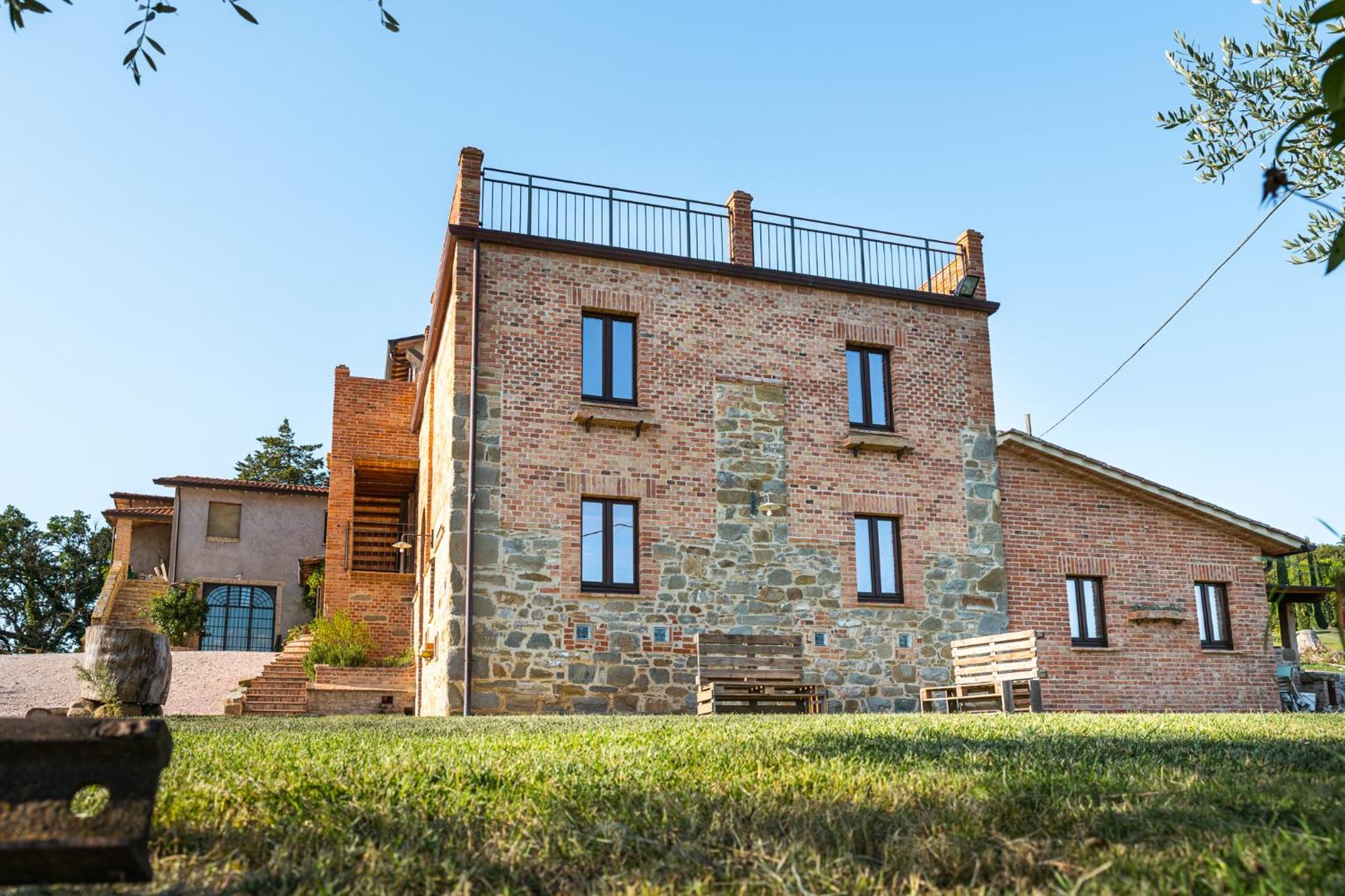 Fattoria di Pieve Pagliaccia - Cantina Brugnoni view 2