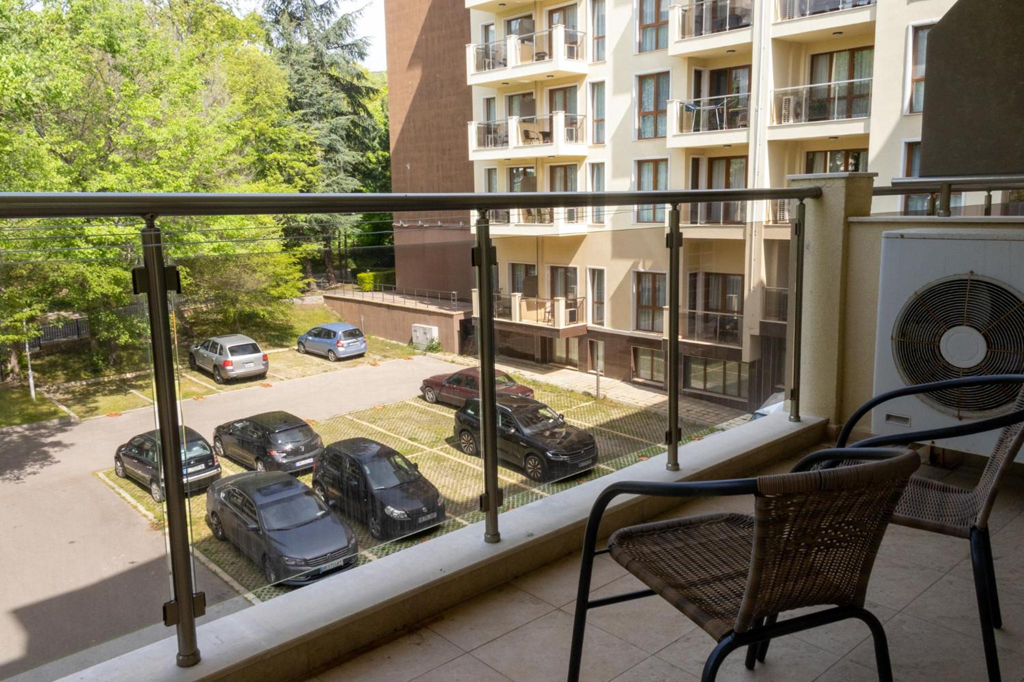 Romance Apartment Golden Line for Rent