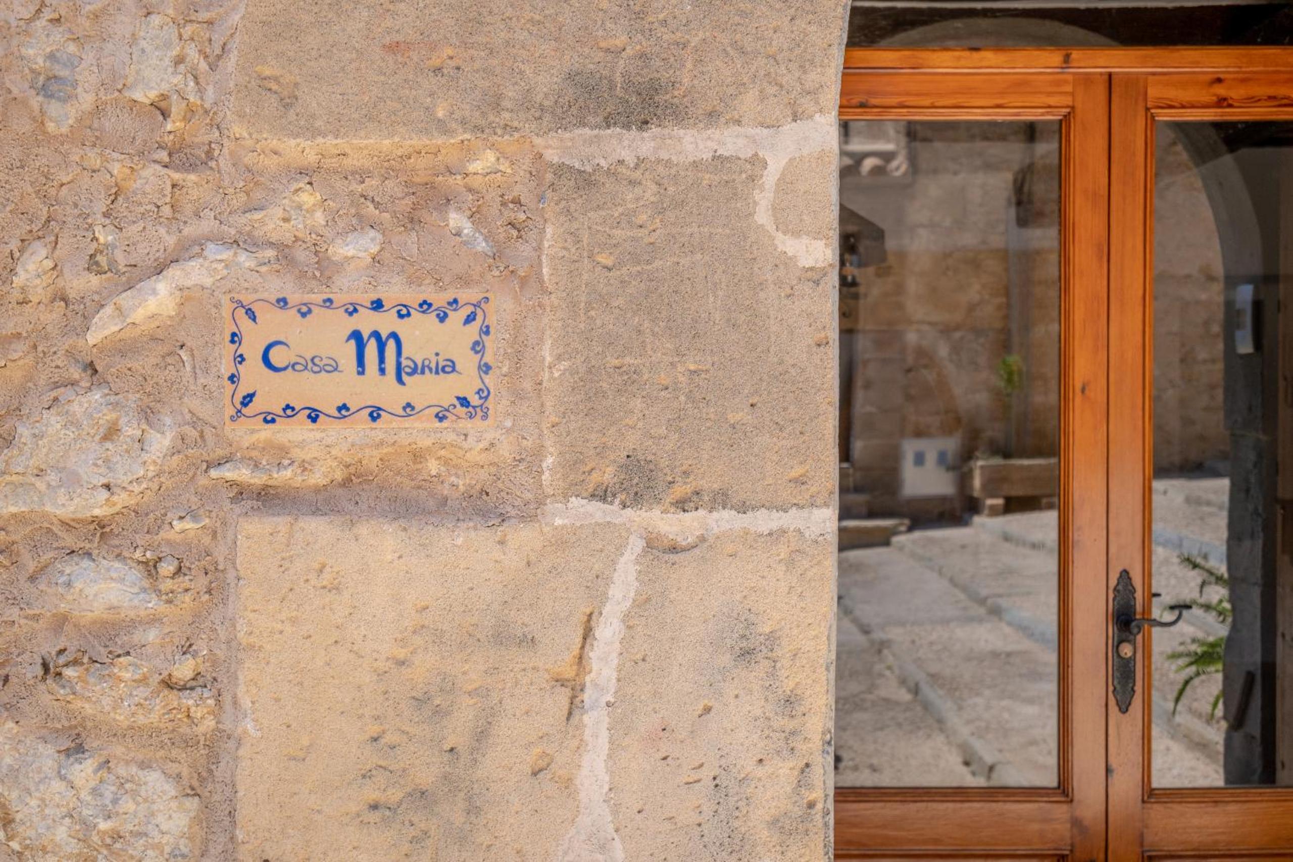Townhouse Casa Maria by Homevillas360 view 2