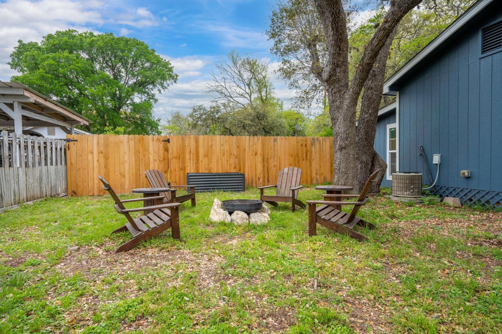 NEW! The Yellow Door- Downtown Wimberley w/ River Access view 3