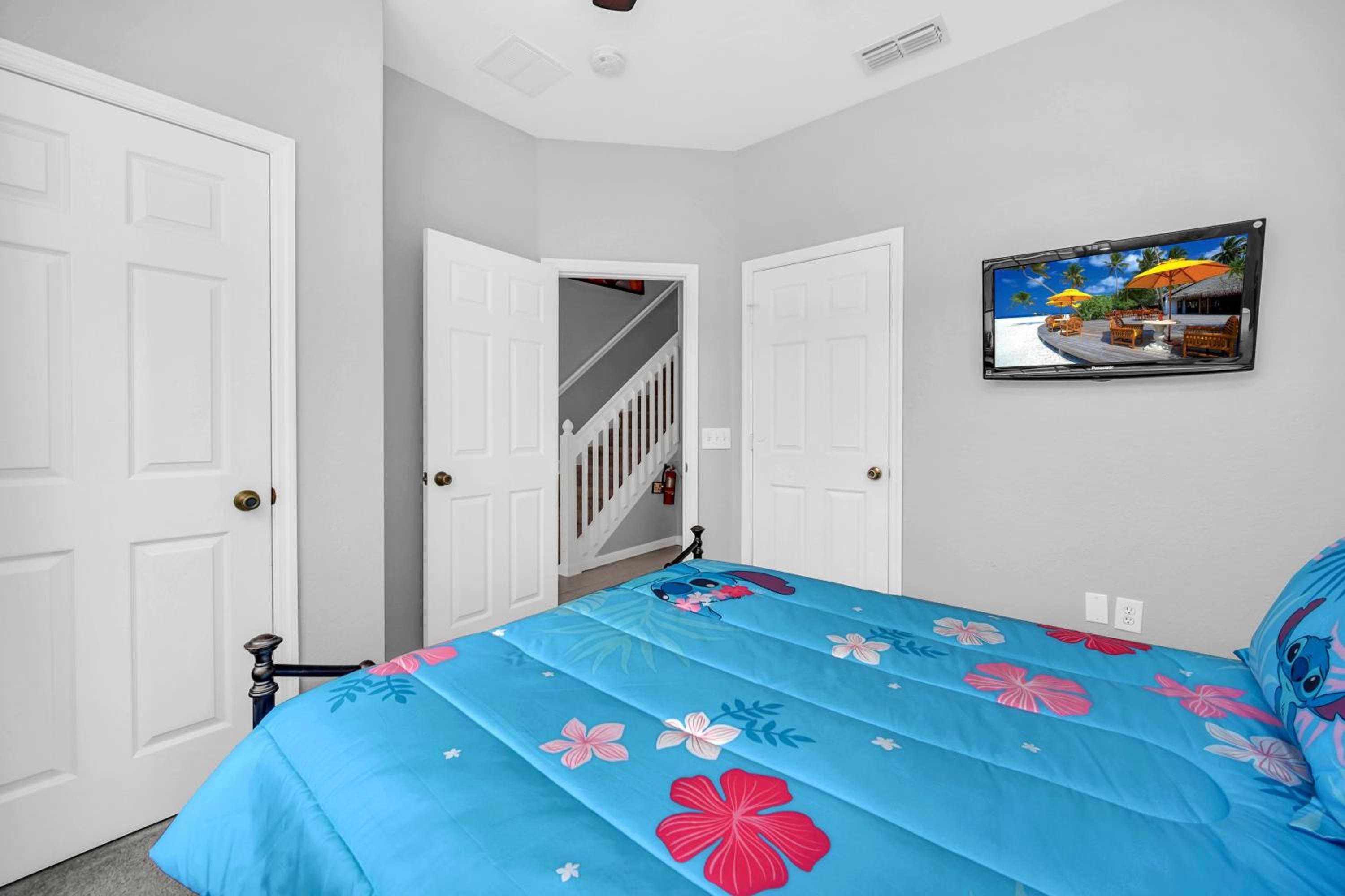 Townhome near Disney with pool Magic and Fun at Windsor