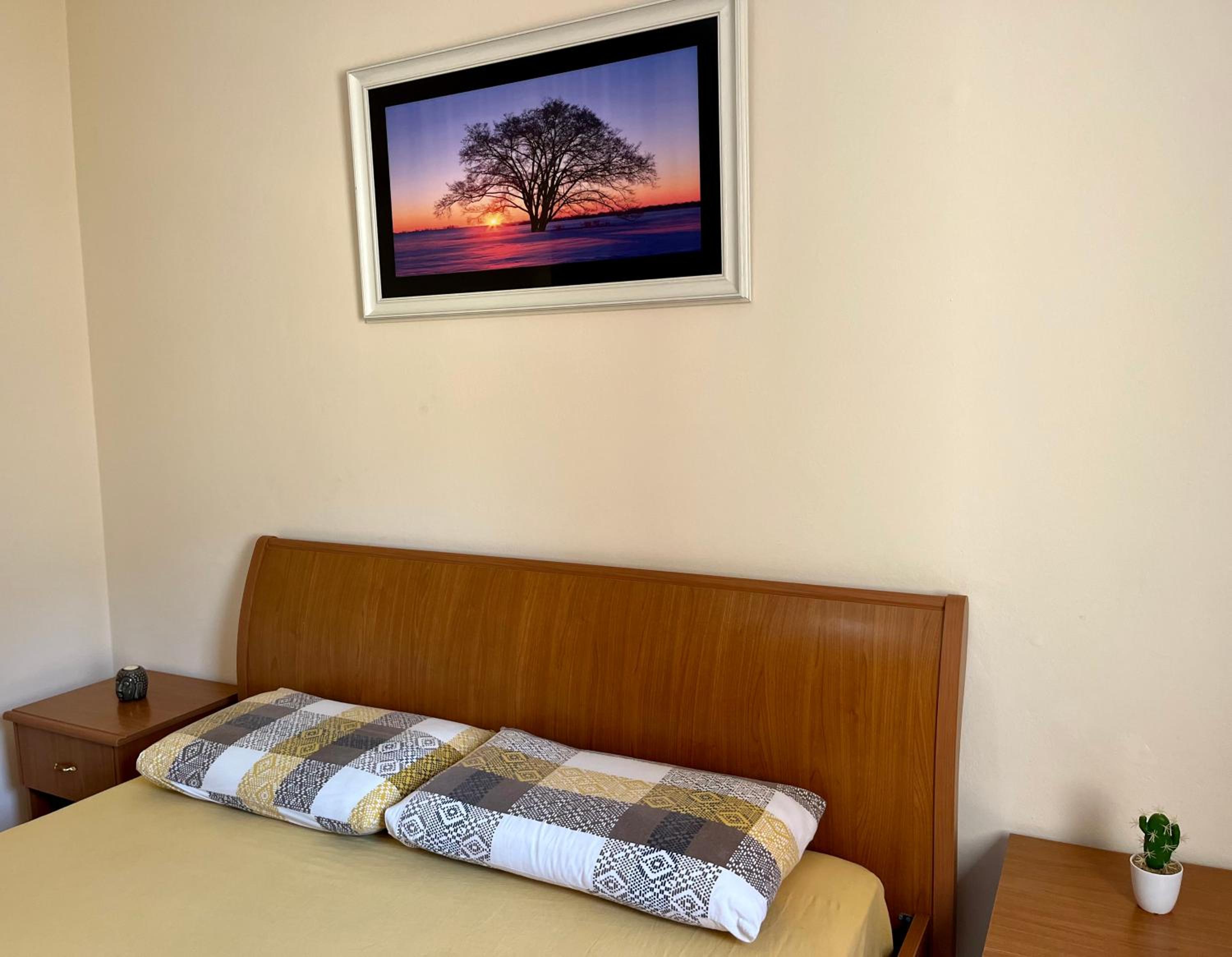 Beachside Family Nest Apt, Spacious & Cozy - by BETA Premium