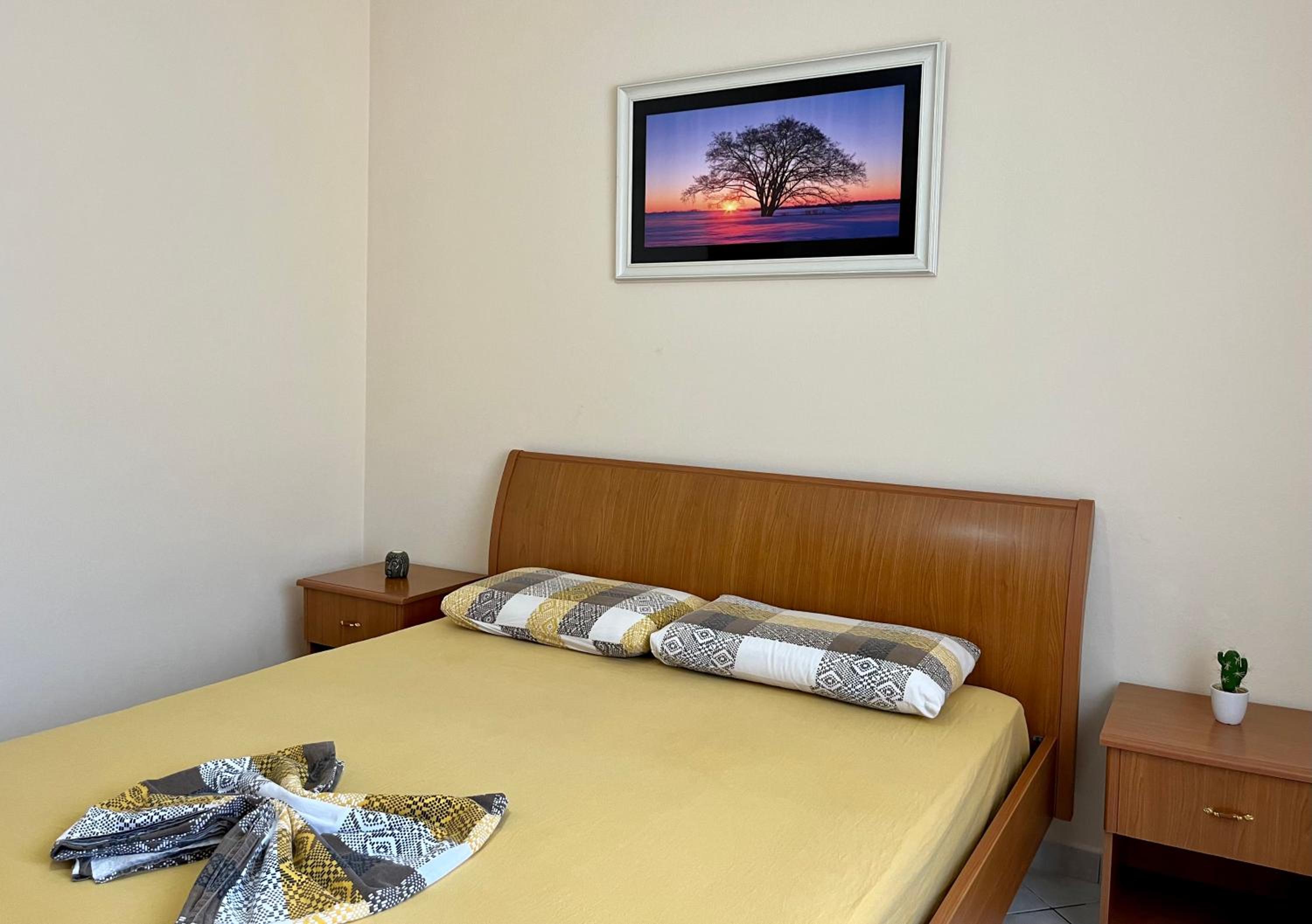 Beachside Family Nest Apt, Spacious & Cozy - by BETA Premium
