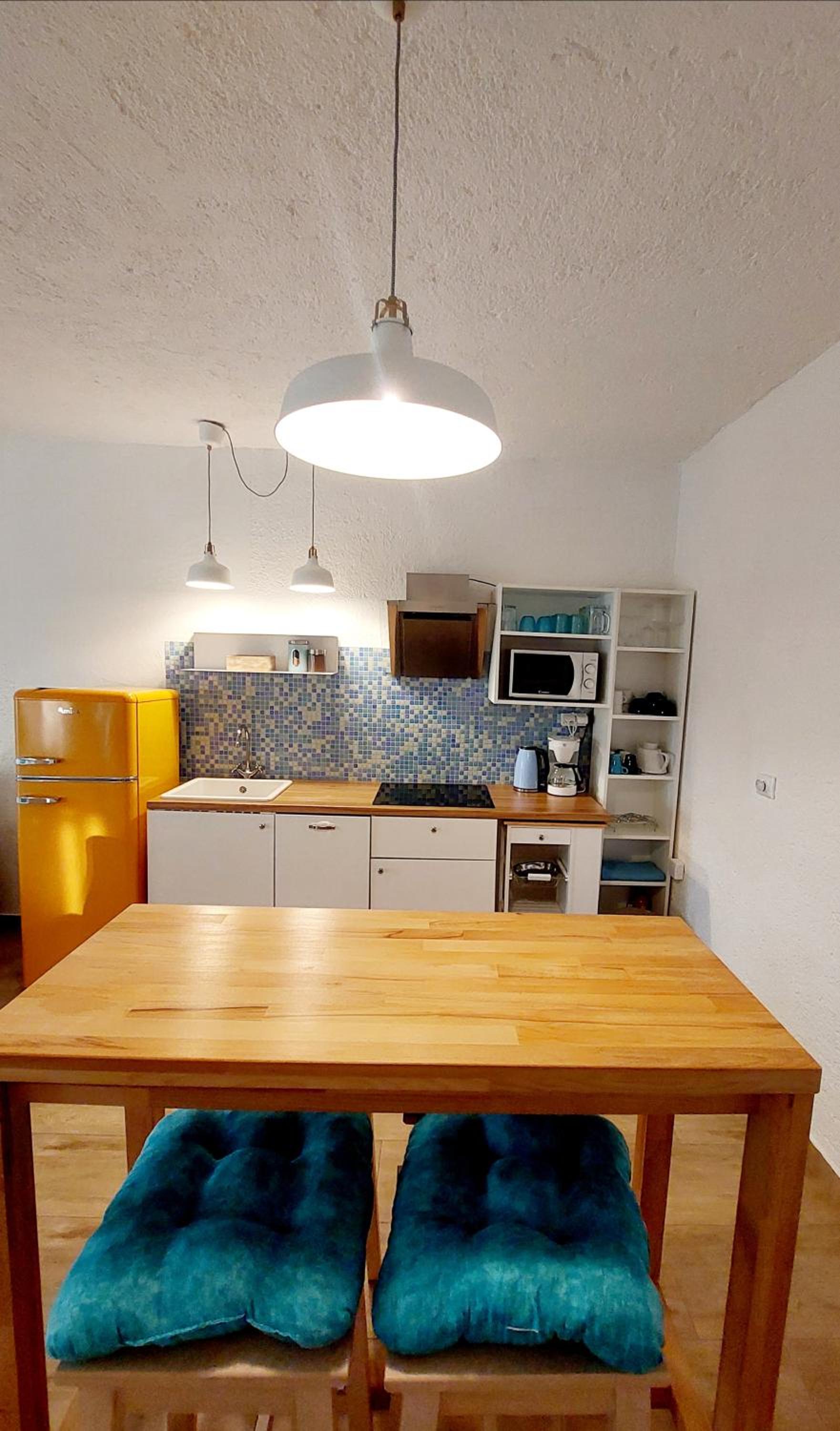 Mare & Bartol en Bribir — kitchen