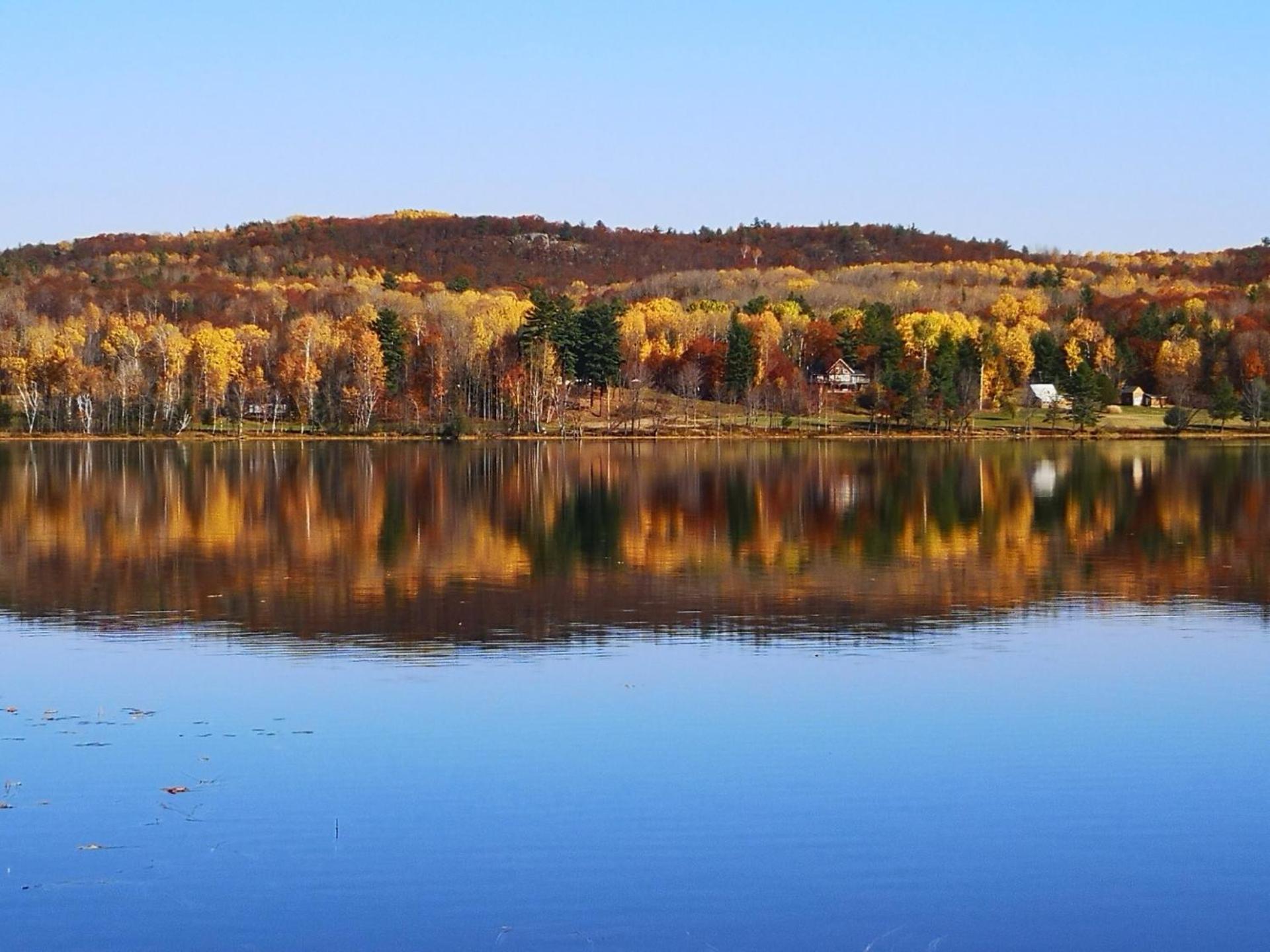 Peaceful restful & fun on the water
