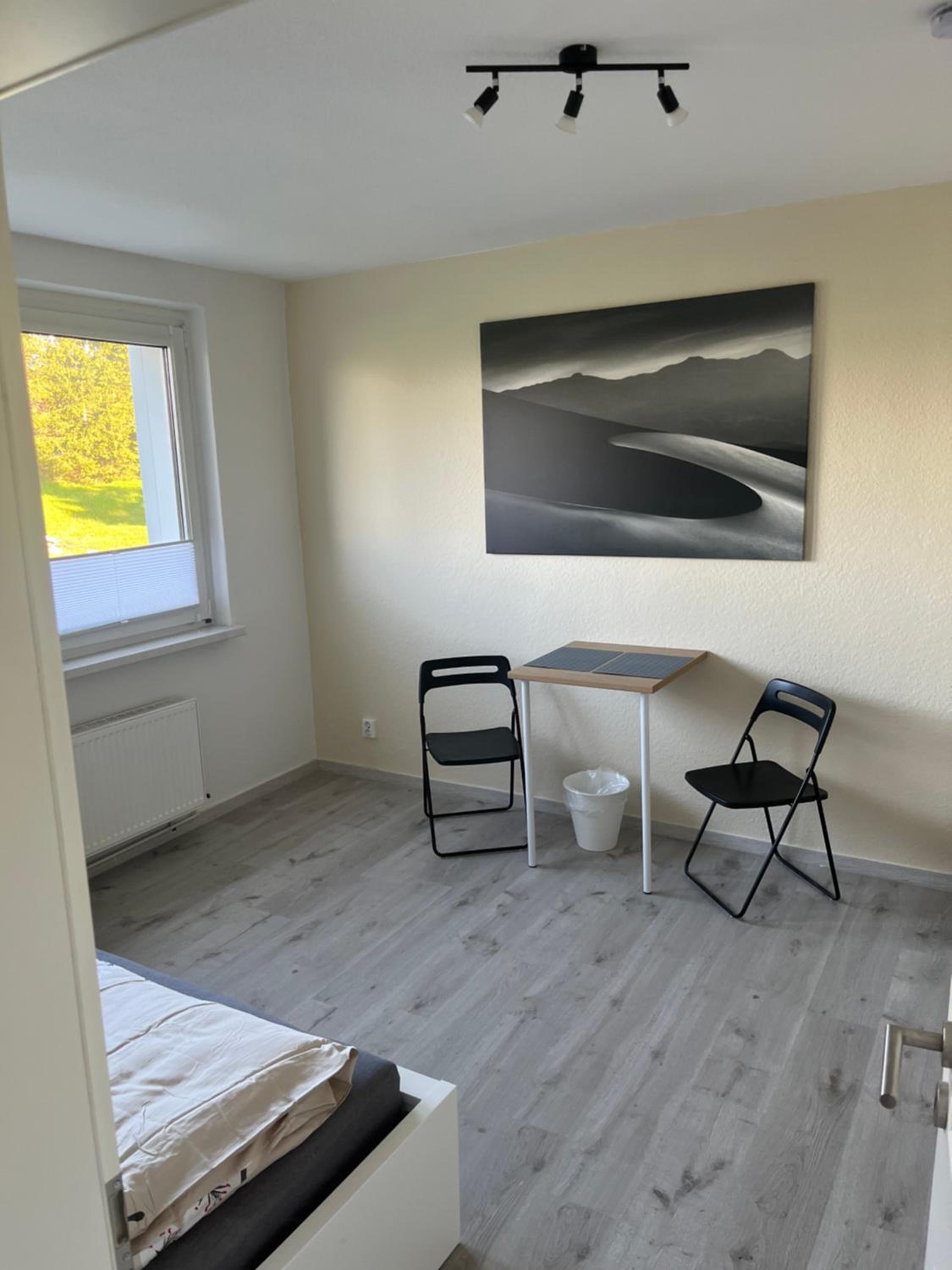 Photo 6