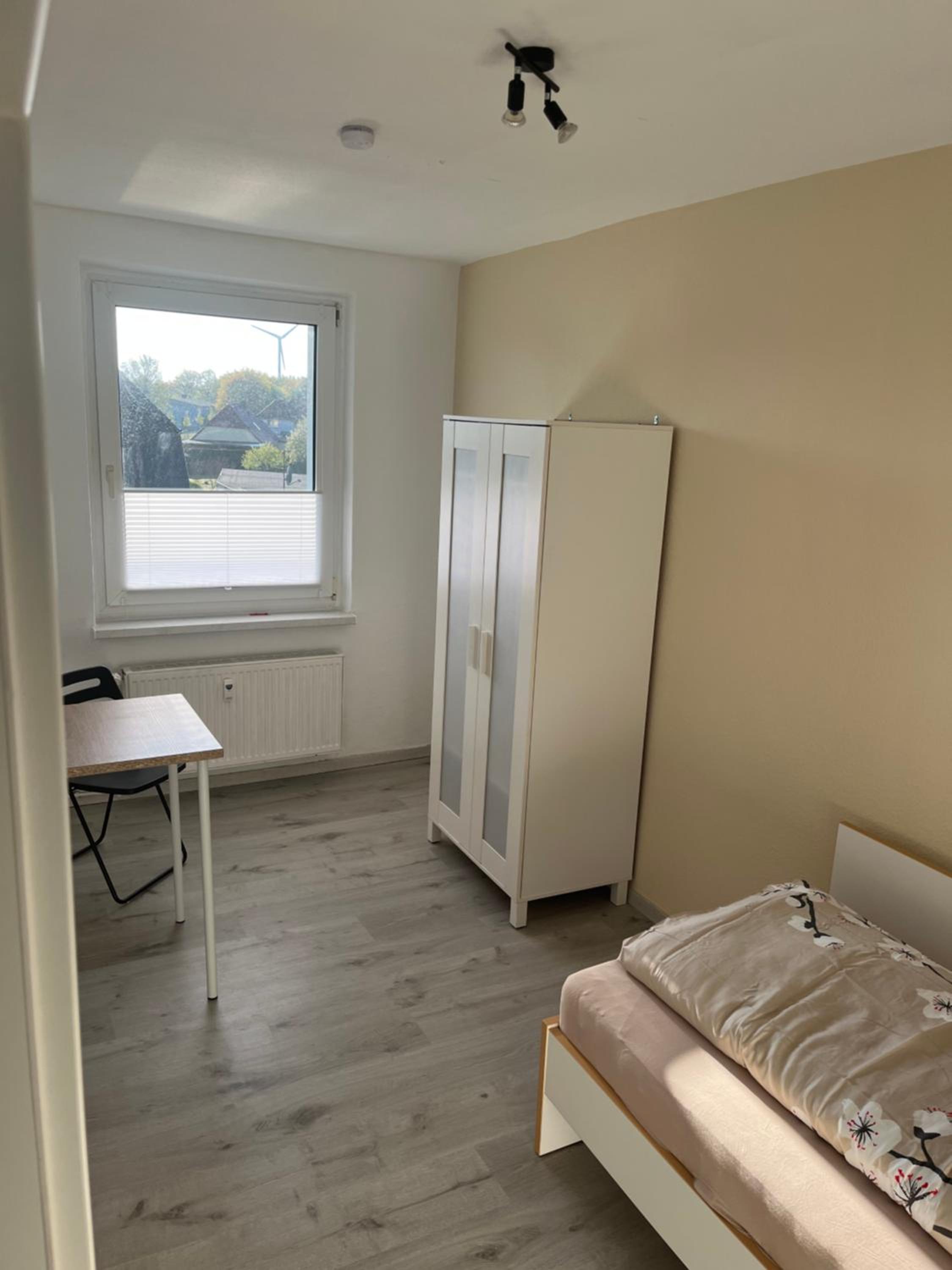 Monteur-Pension N2 view 3
