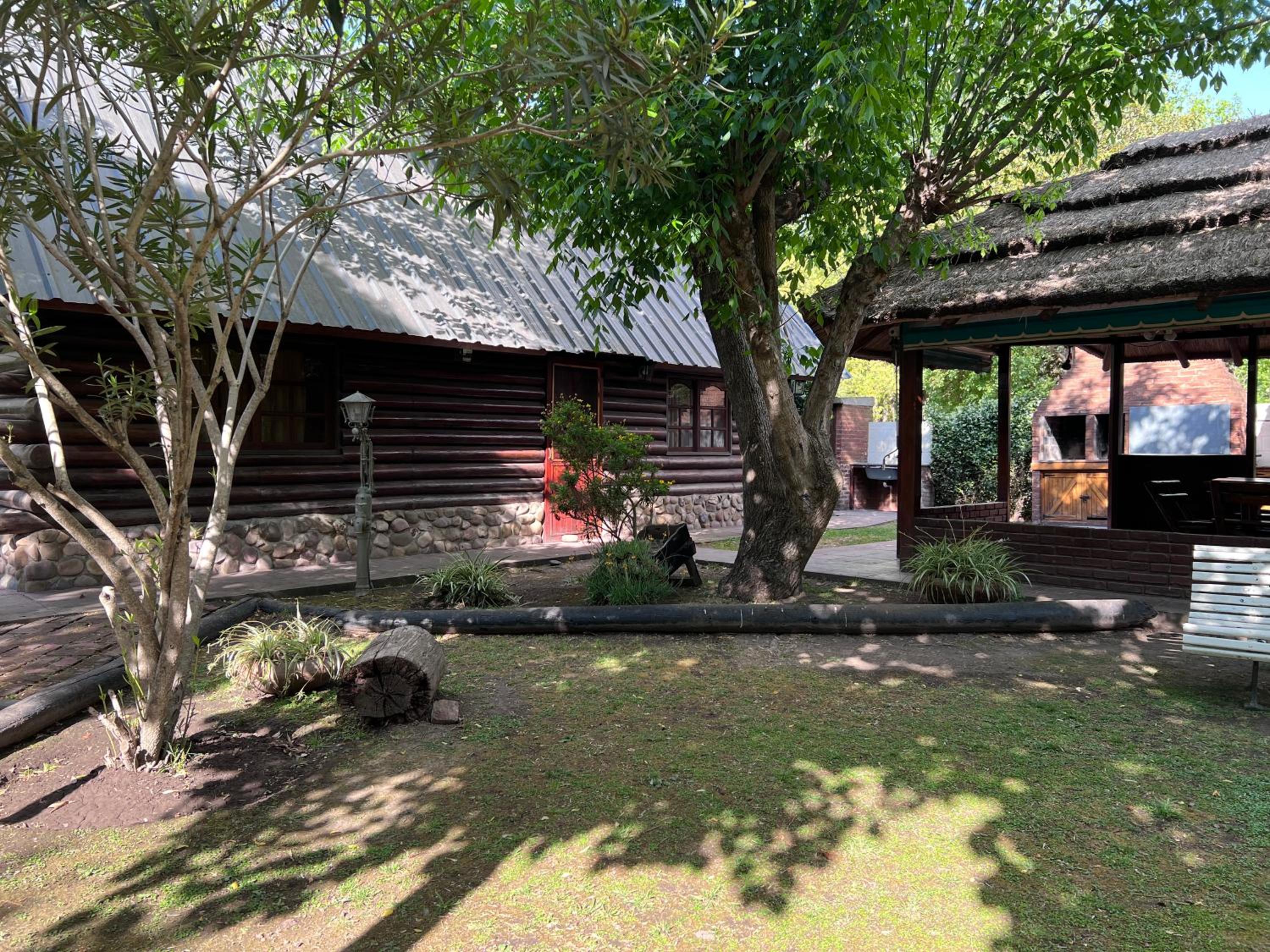 Los Plátanos cabañas & suites