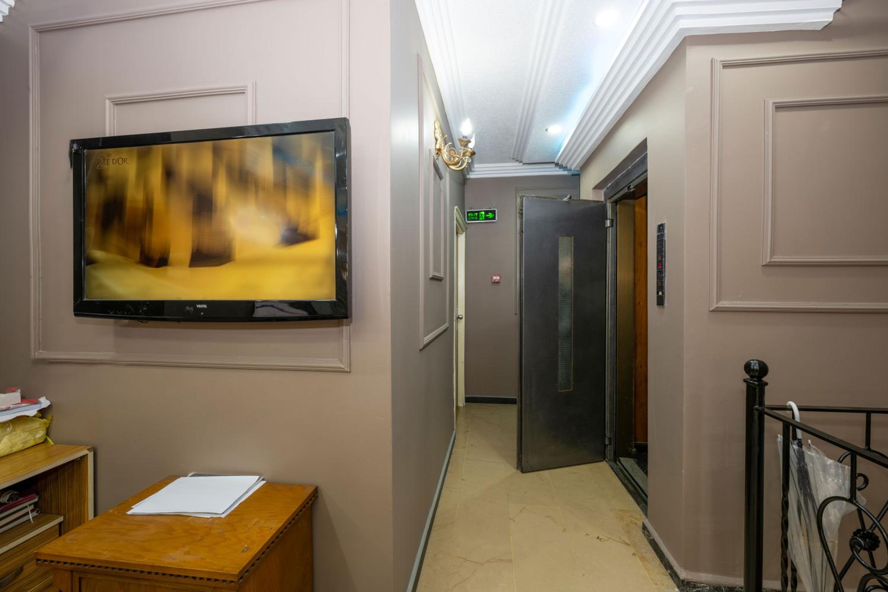 Ista Palace Hotel - Image 145