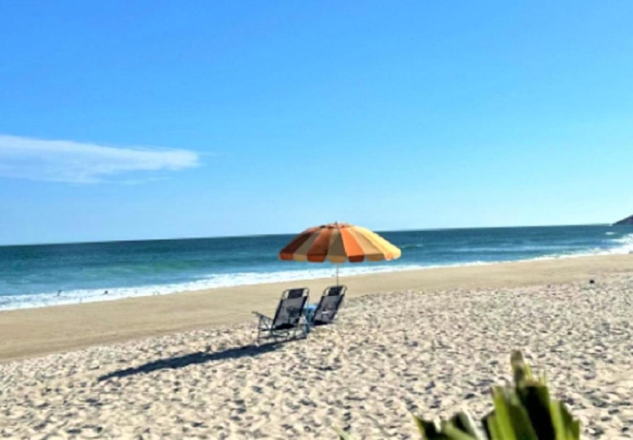 Casa a uma quadra da praia Maresias