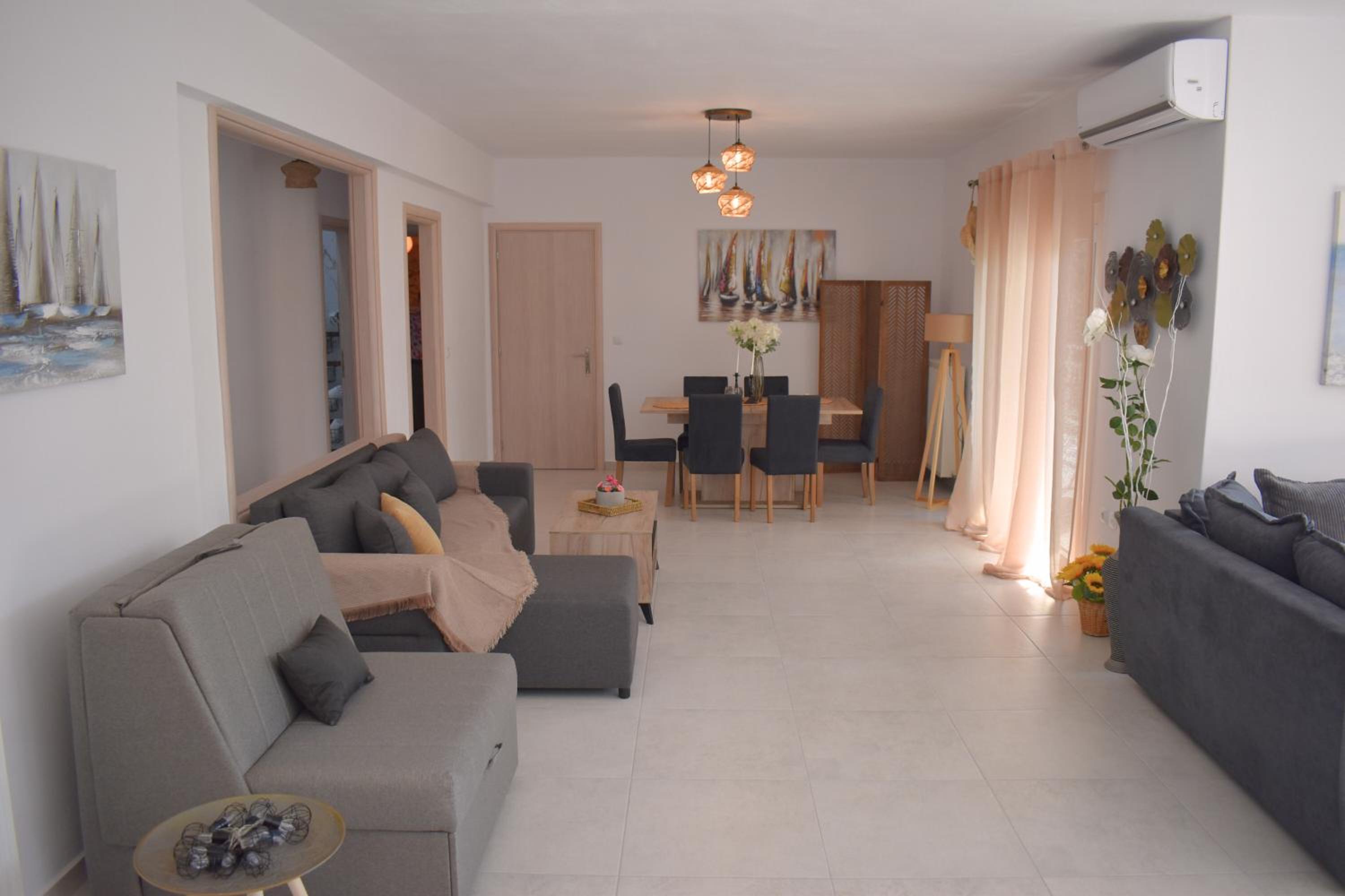 Papachristos Villa