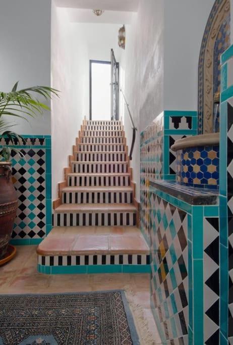 Andalucian Villa with moroccan touch and pool view 4