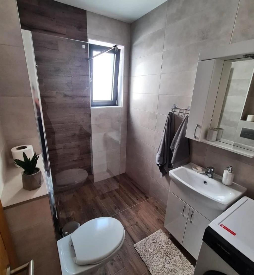 Iskra Sparkle apartman view 4