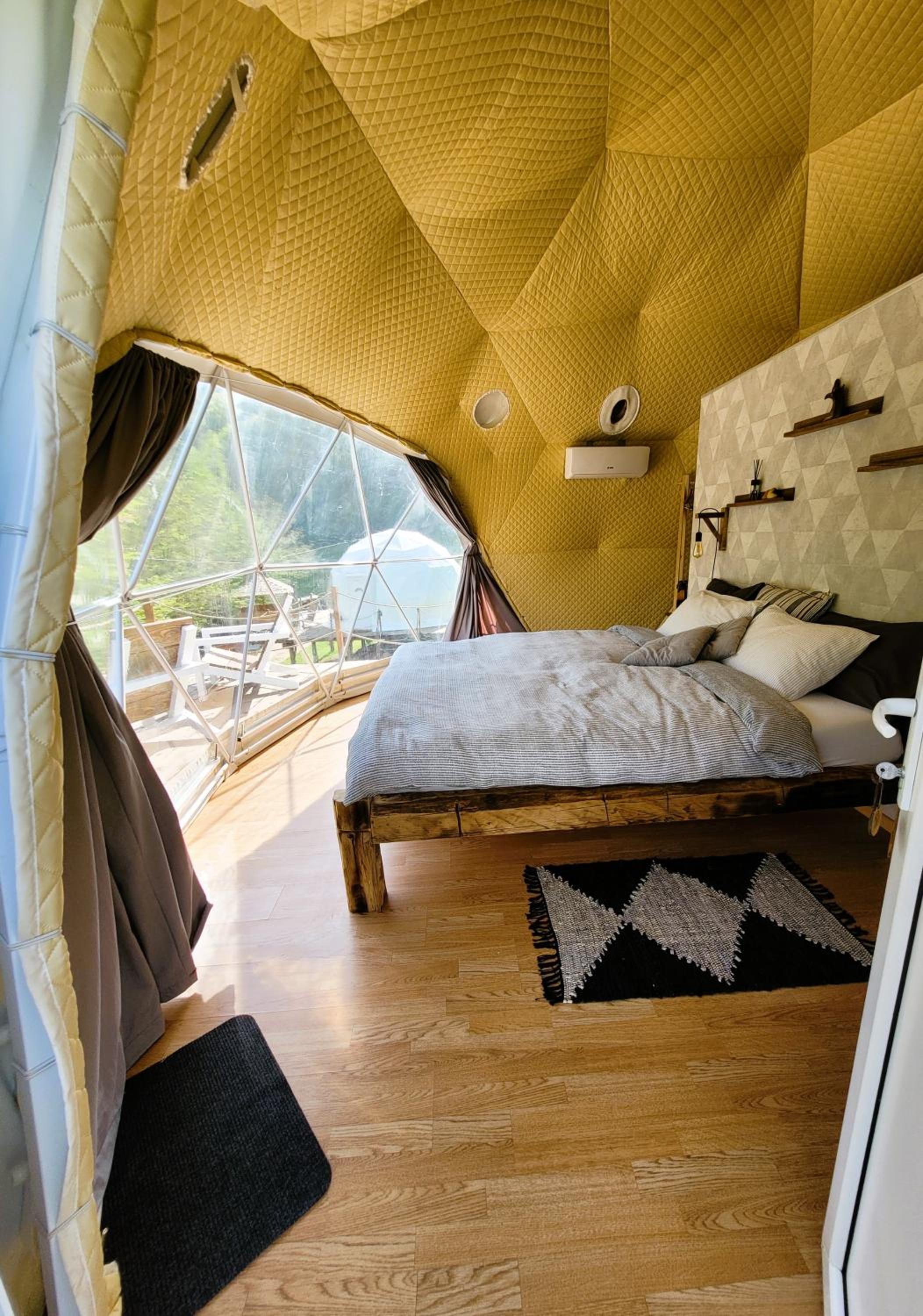 Nomad Glamping