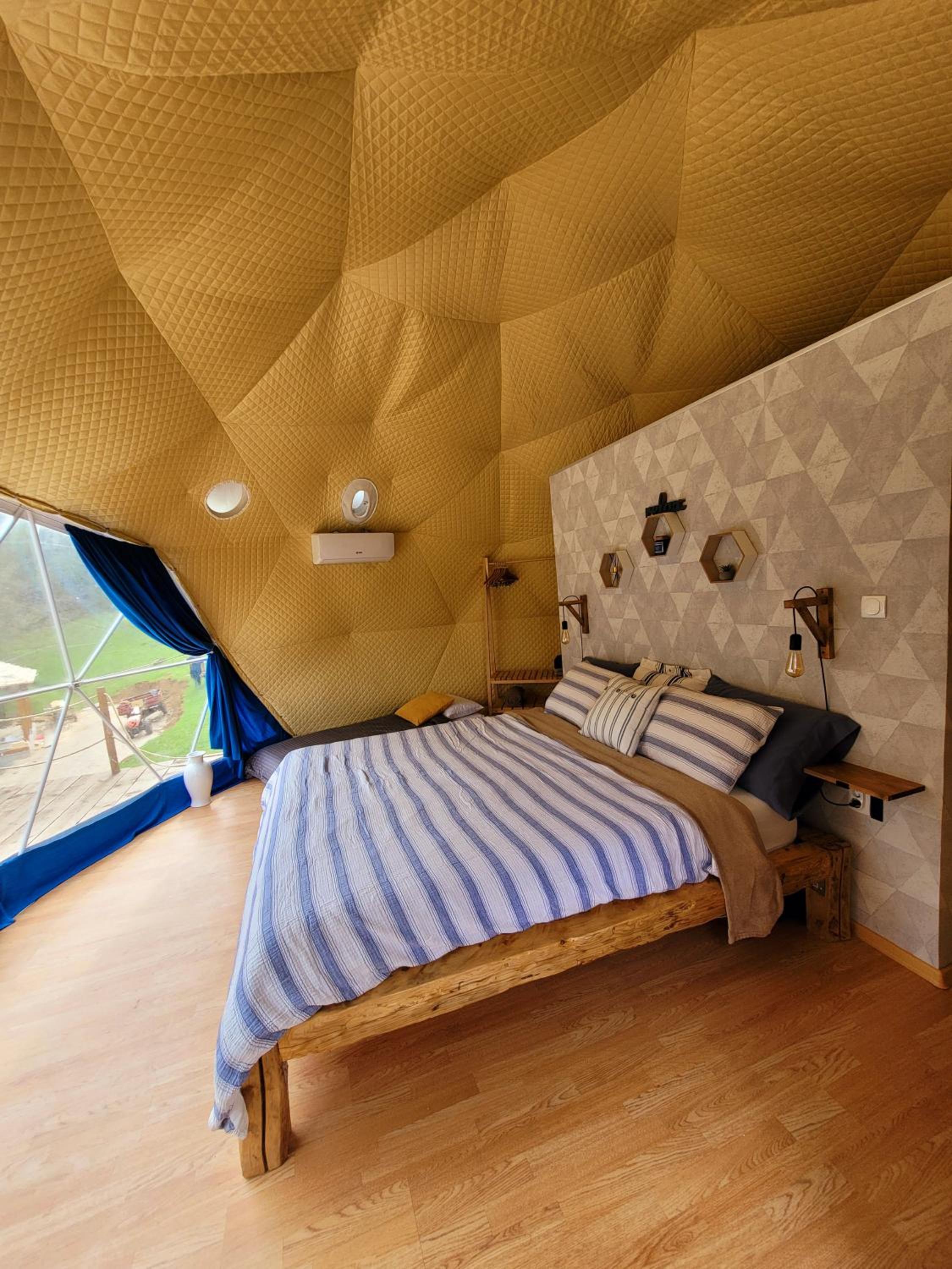 Nomad Glamping