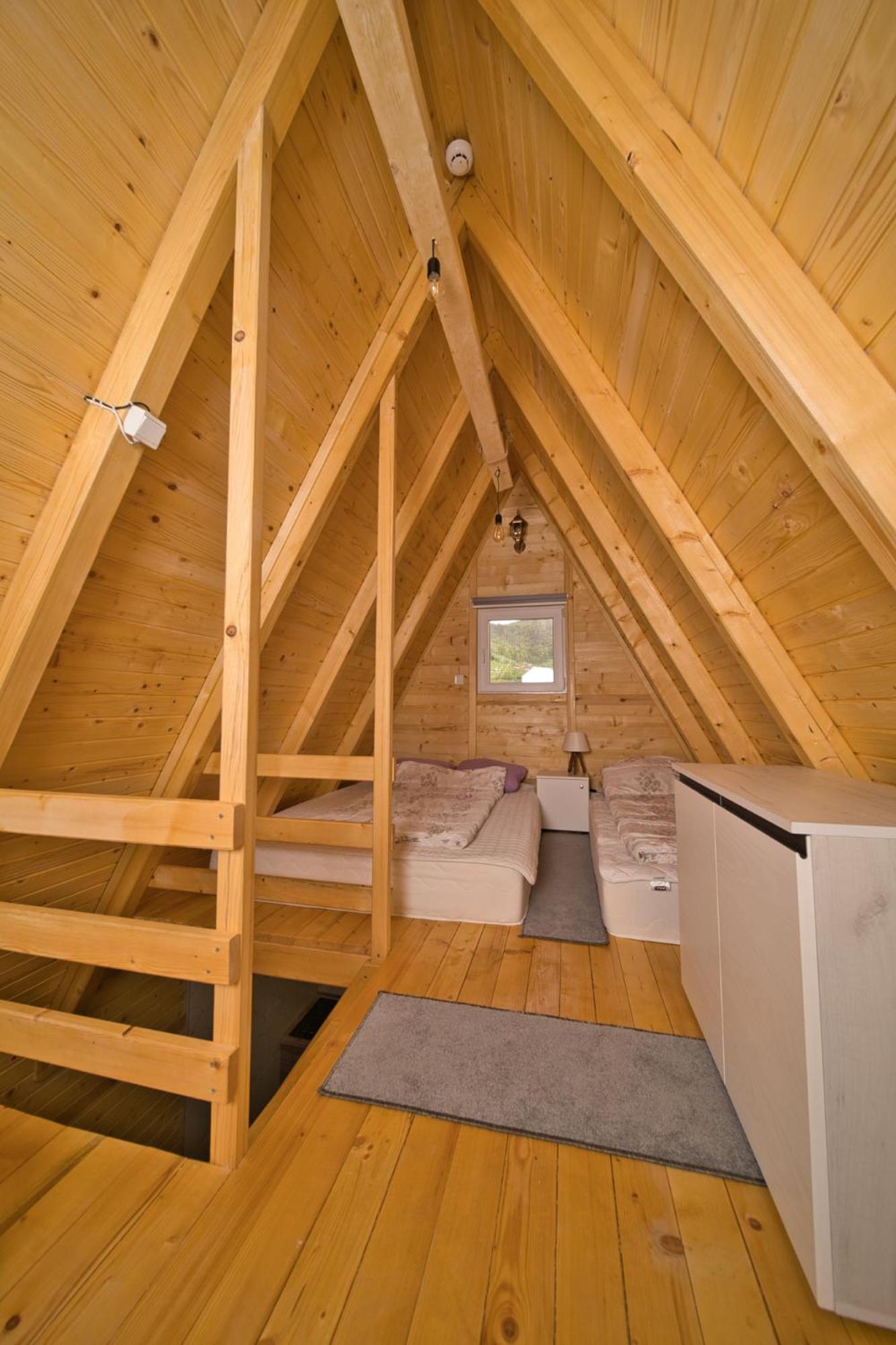 Pyramid Energy House
