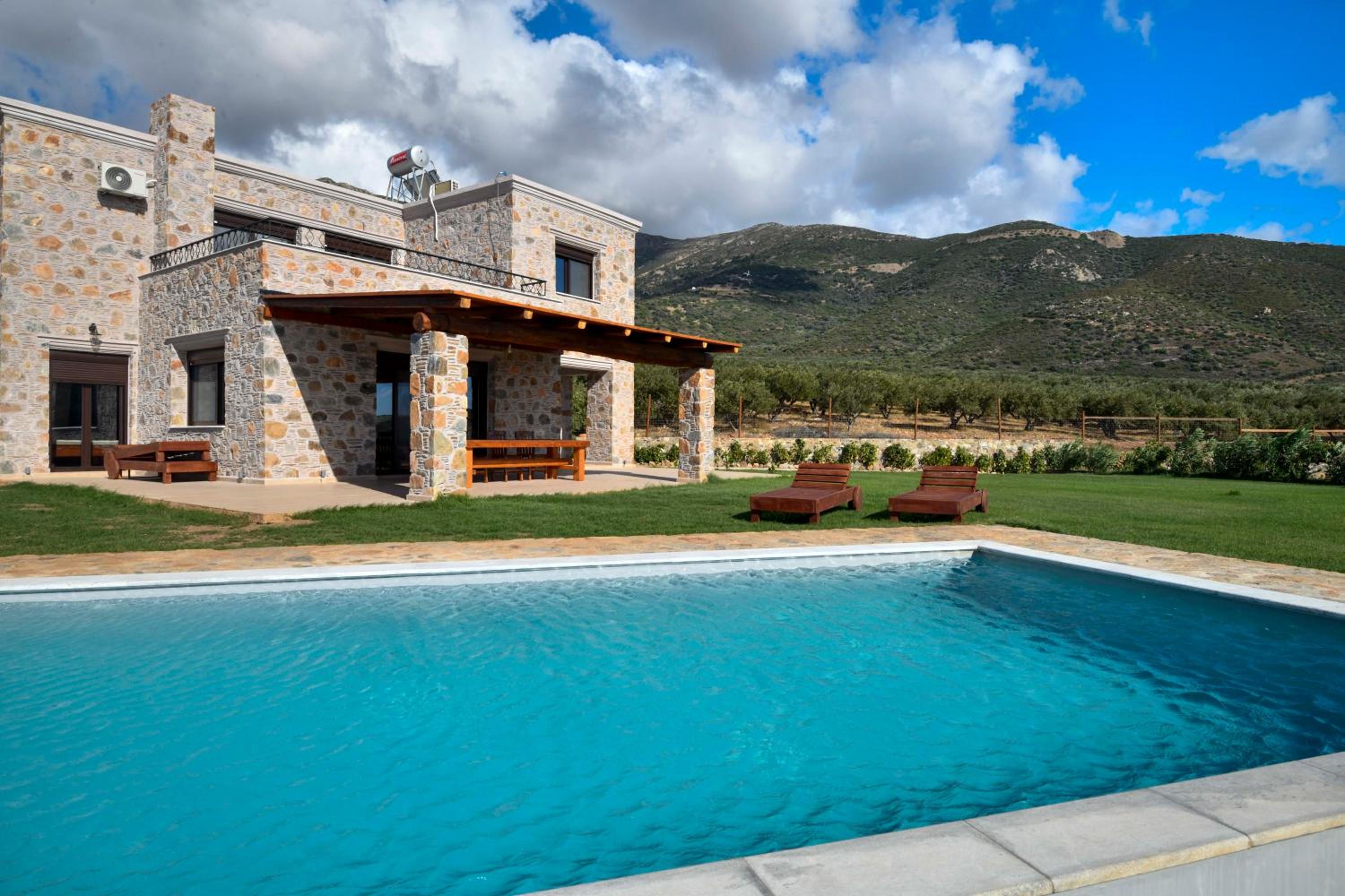 VILLA DEMETRA