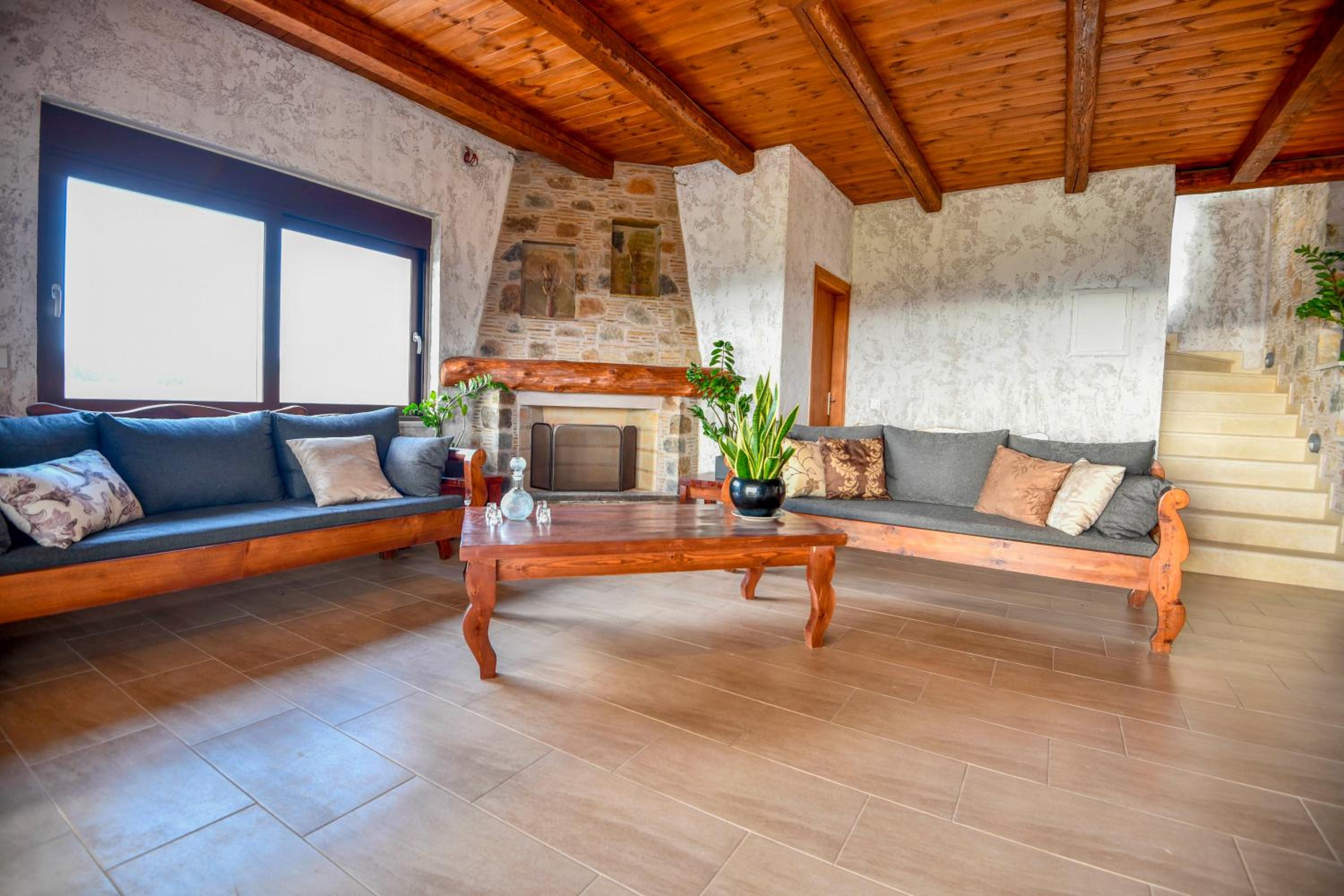 VILLA DEMETRA