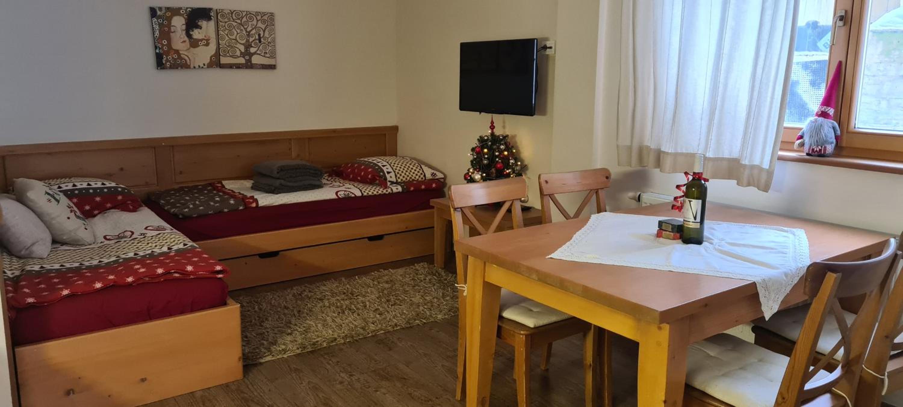 Vall’s apartment- by ski slopes