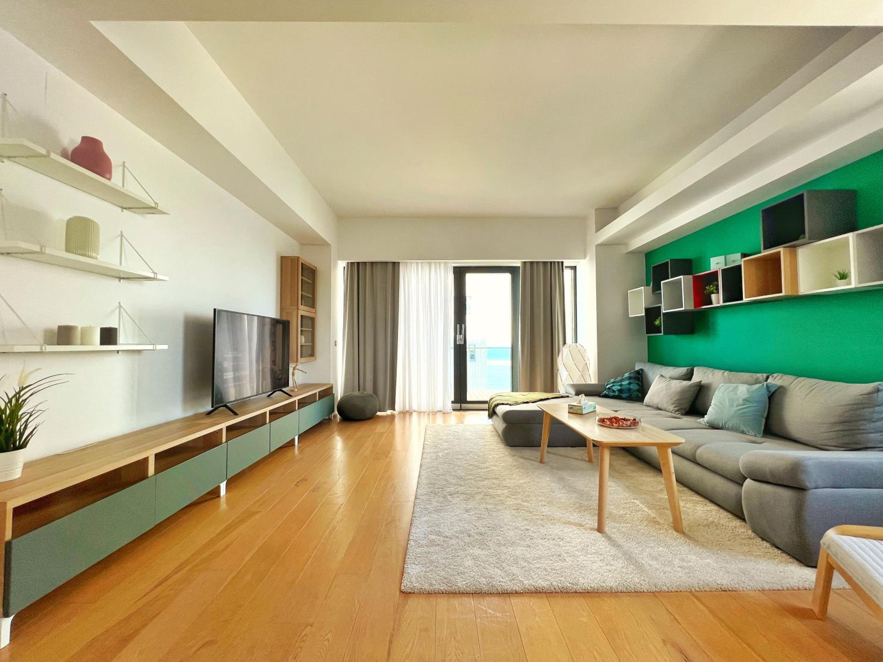 Luxury beachfront apt - quite area, 100 sqm view 3