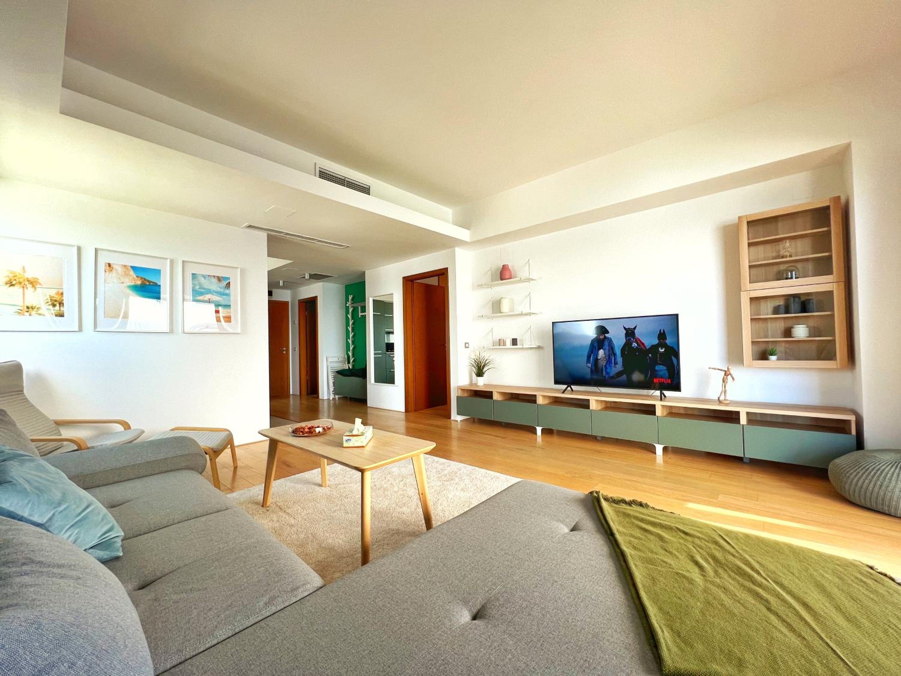 Luxury beachfront apt - quite area, 100 sqm view 5