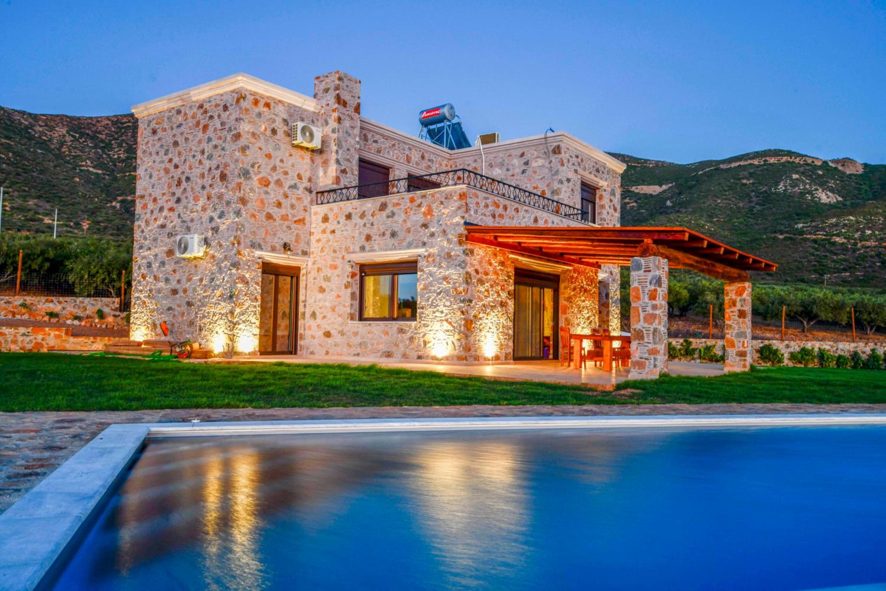 VILLA DEMETRA