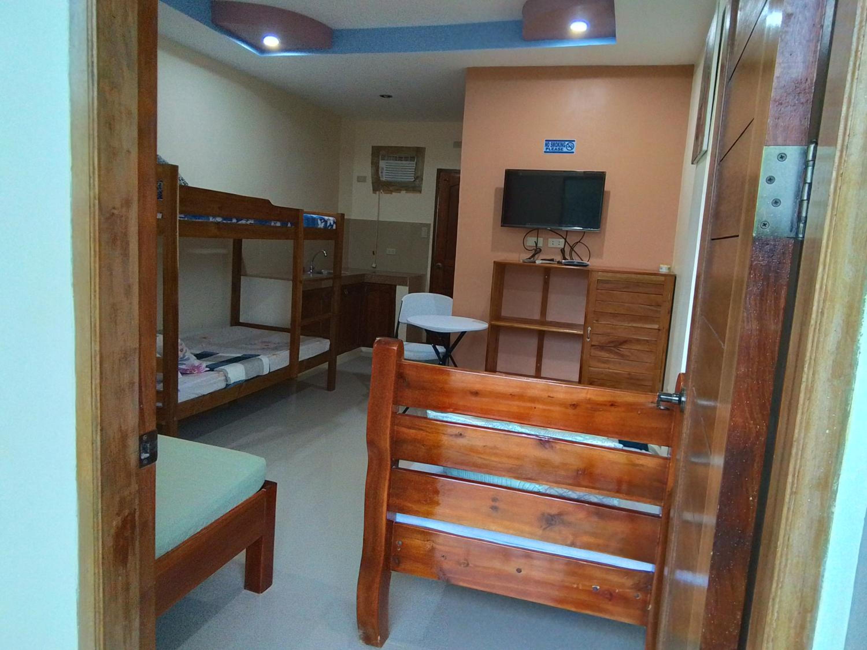 Photo 6