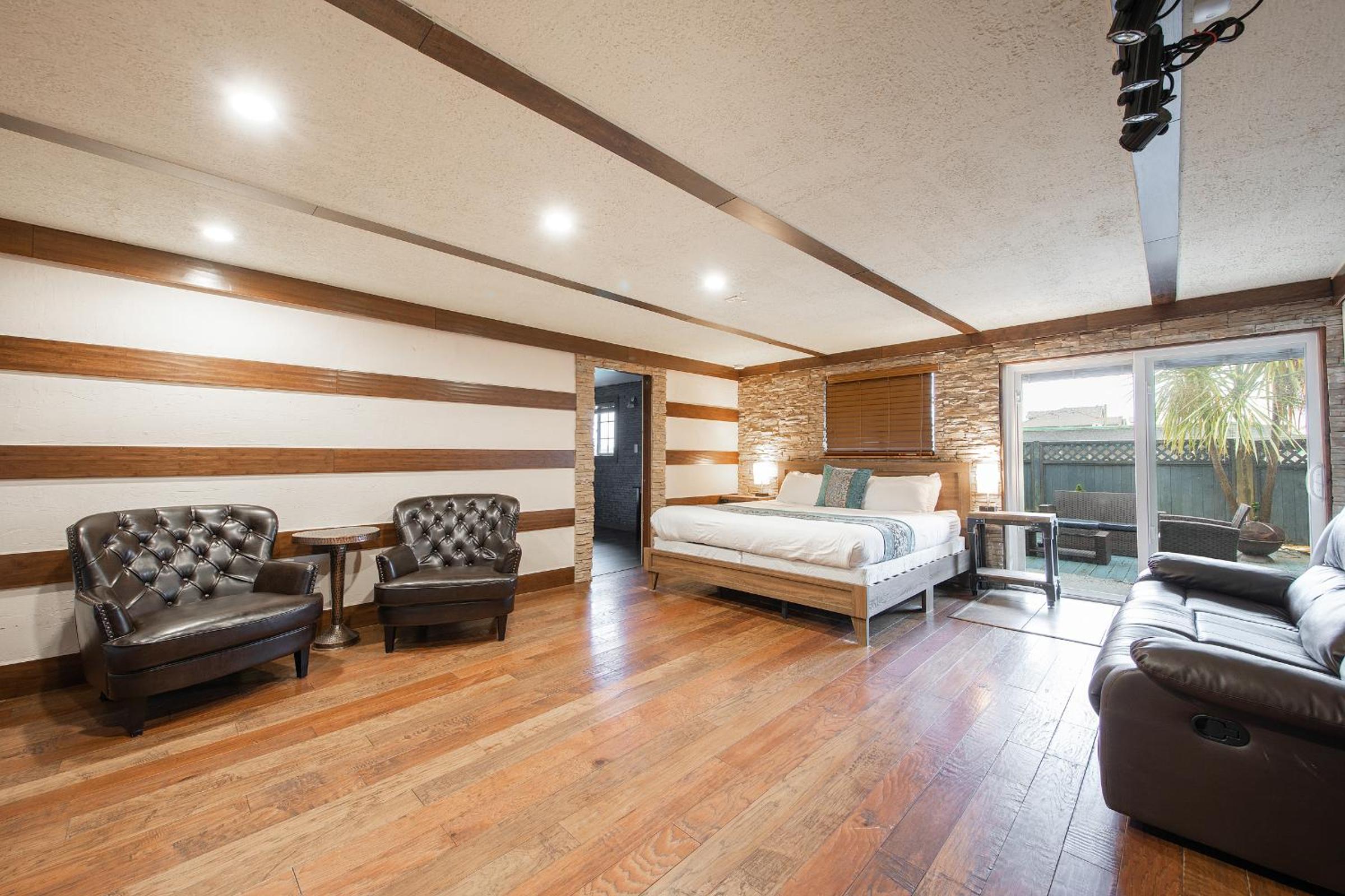 Wanderlust Inn
