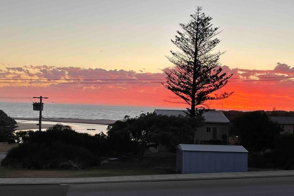Moore to Sea~Spectacular views in stylish comfort