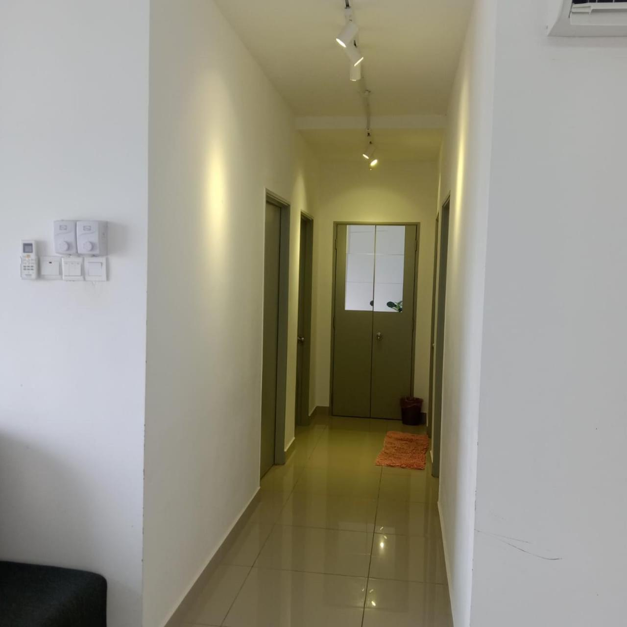 Spacious 3BR Family Homestay Putrajaya Near Masjid & Hospital Ramadan Stay