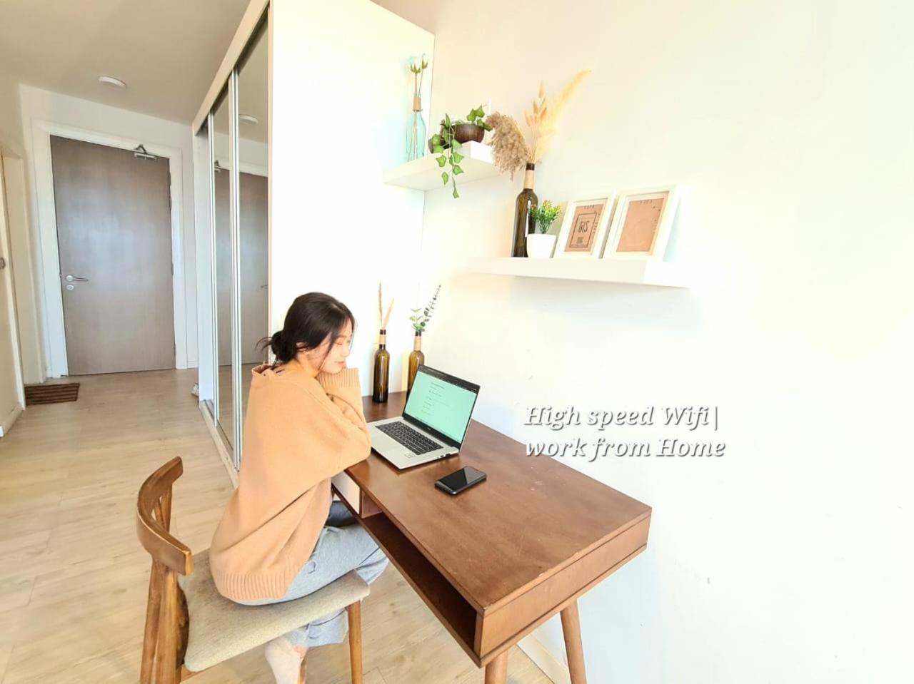M city service suite KLCC