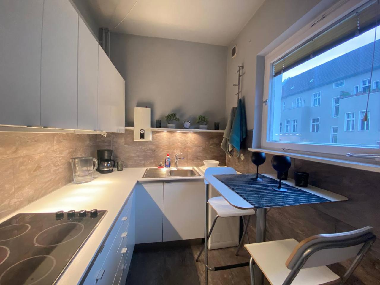Cozy Modern Apartment with Small Balcony in the Heart of Berlin
