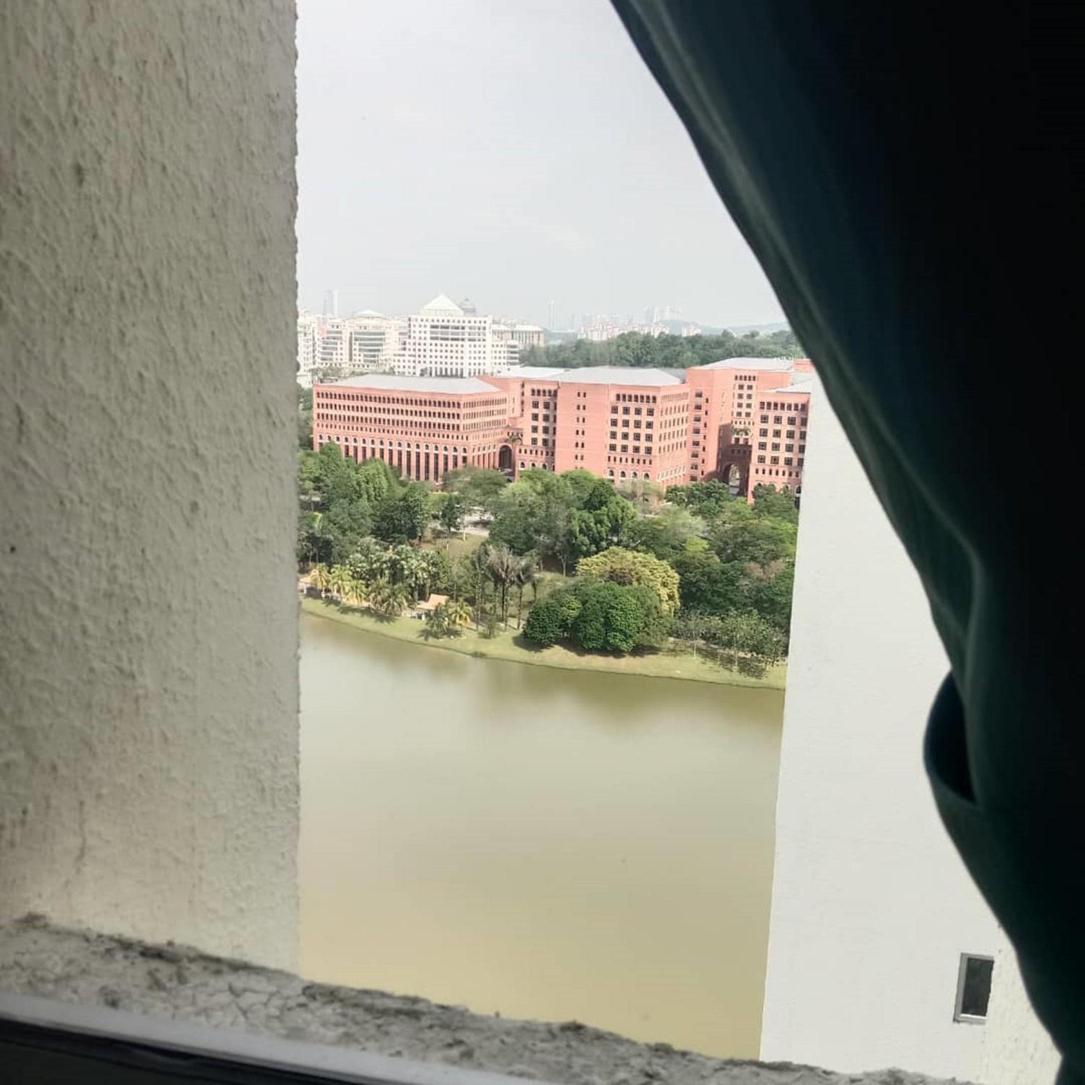 Spacious 3BR Family Homestay Putrajaya Near Masjid & Hospital Ramadan Stay