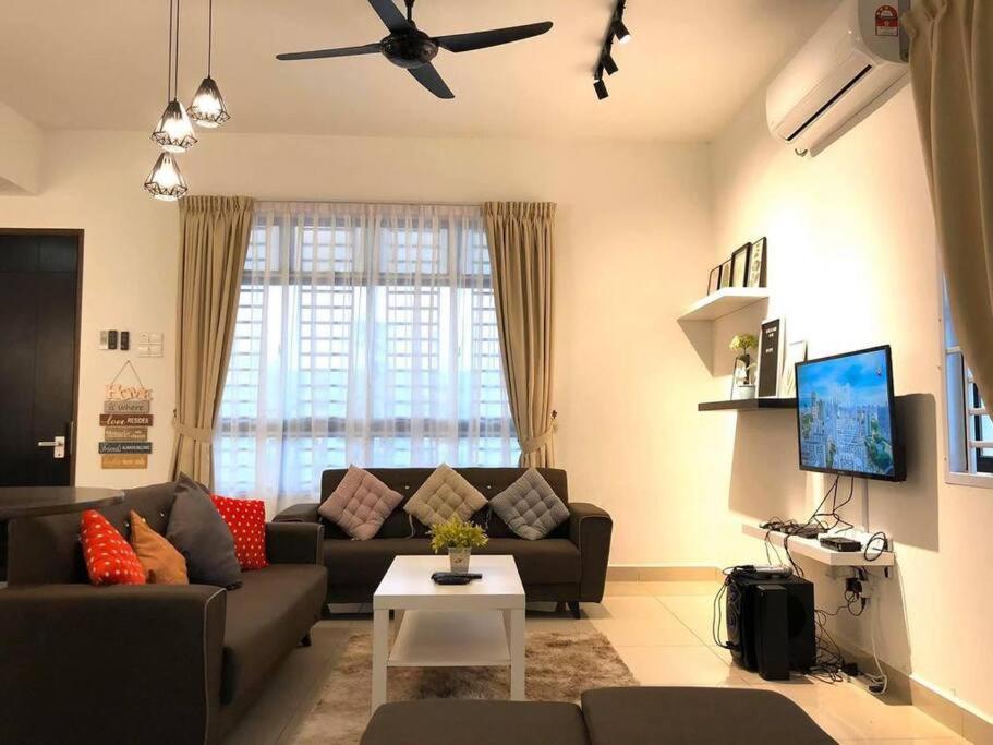 Desaru 127 Homestay 19pax KTV-Netflix-BBQ-Air Castle photo 5