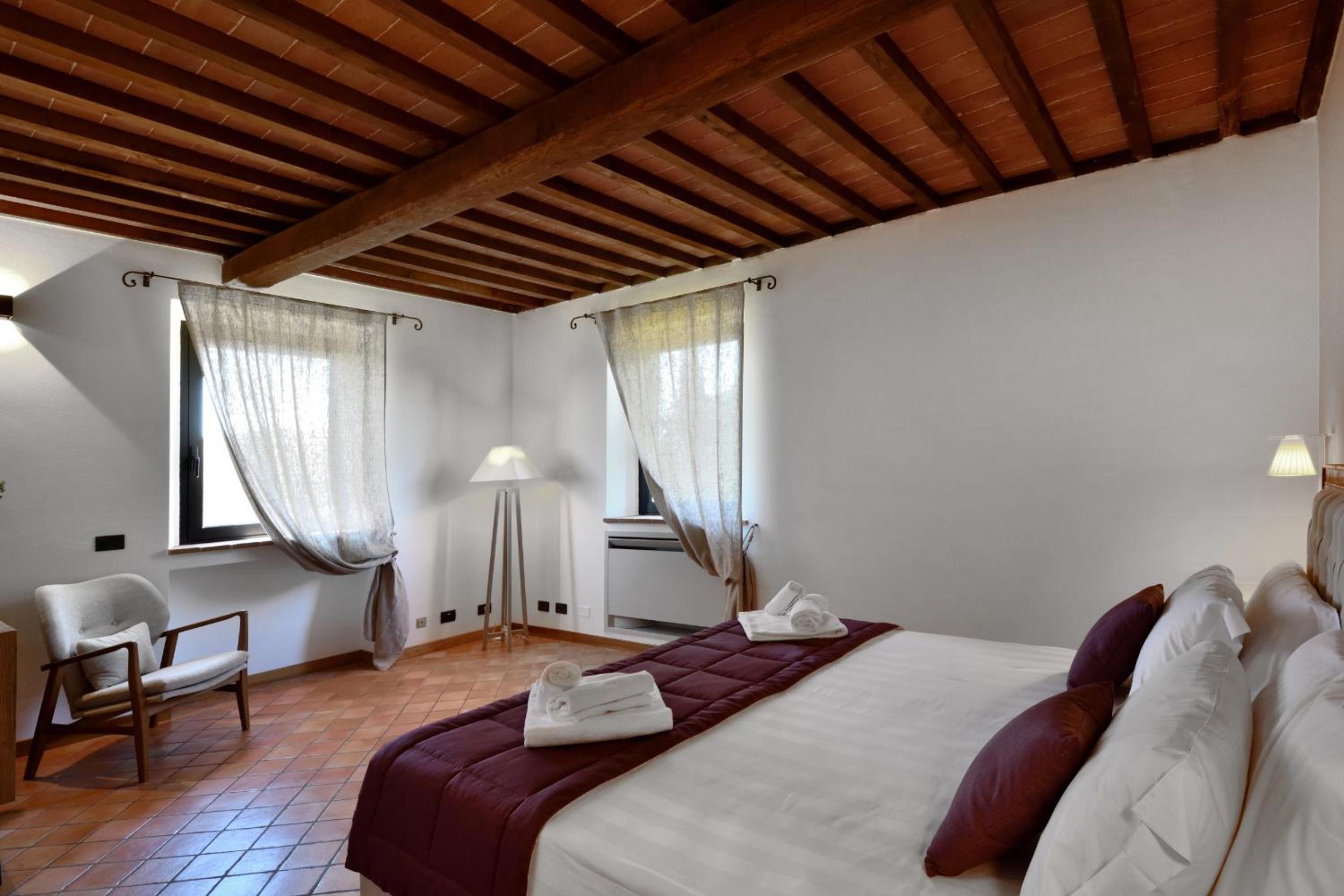 Porsenna Resort