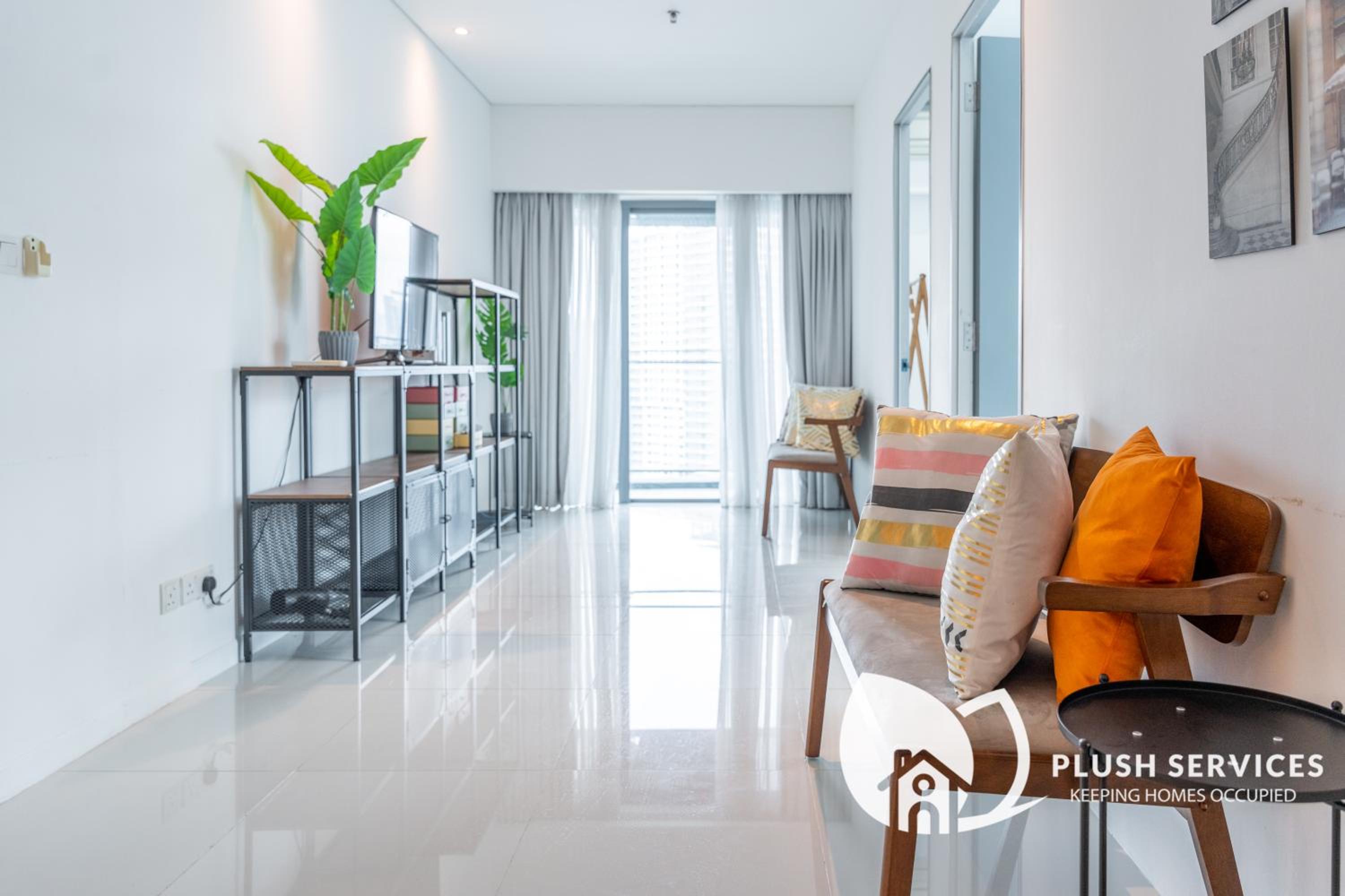 Summer Suites by Plush