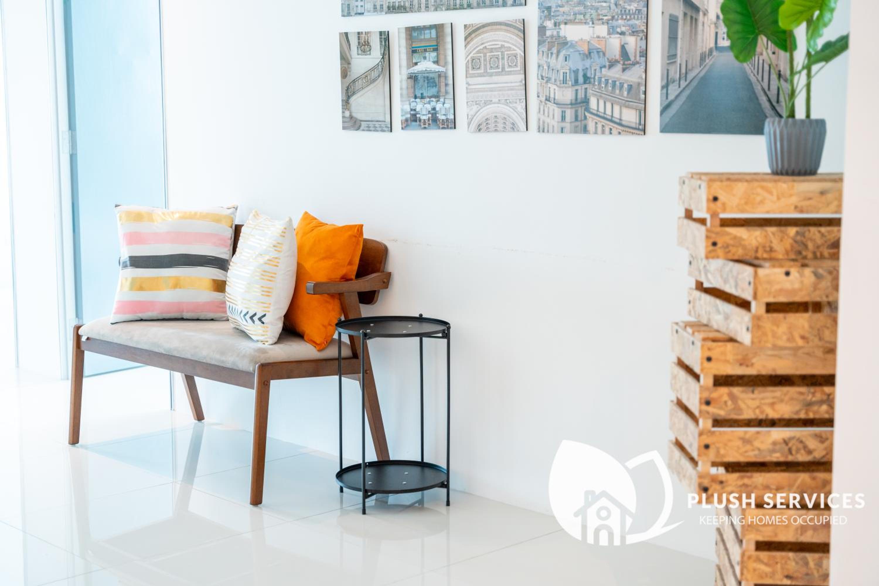 Summer Suites by Plush