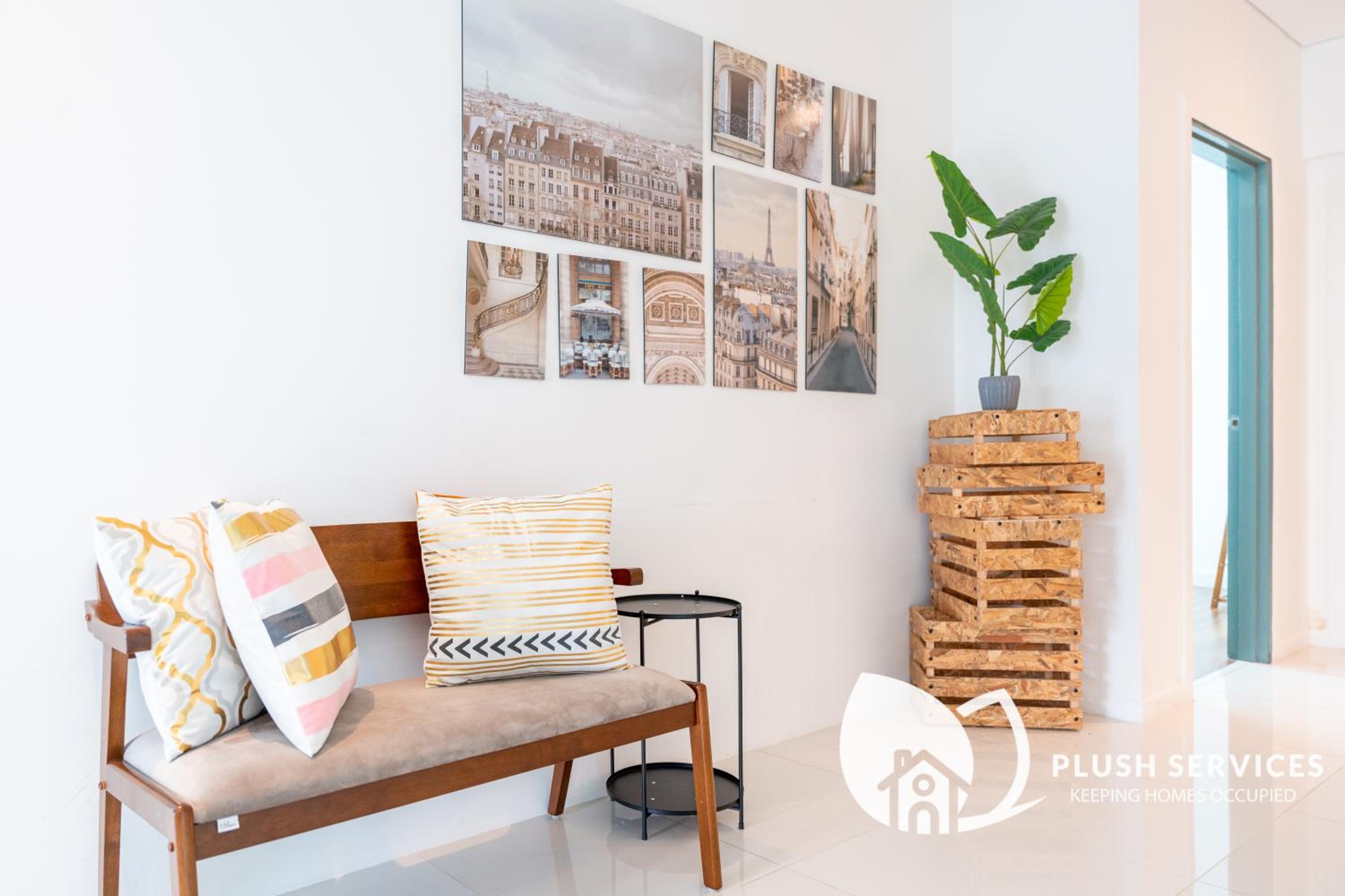 Summer Suites by Plush