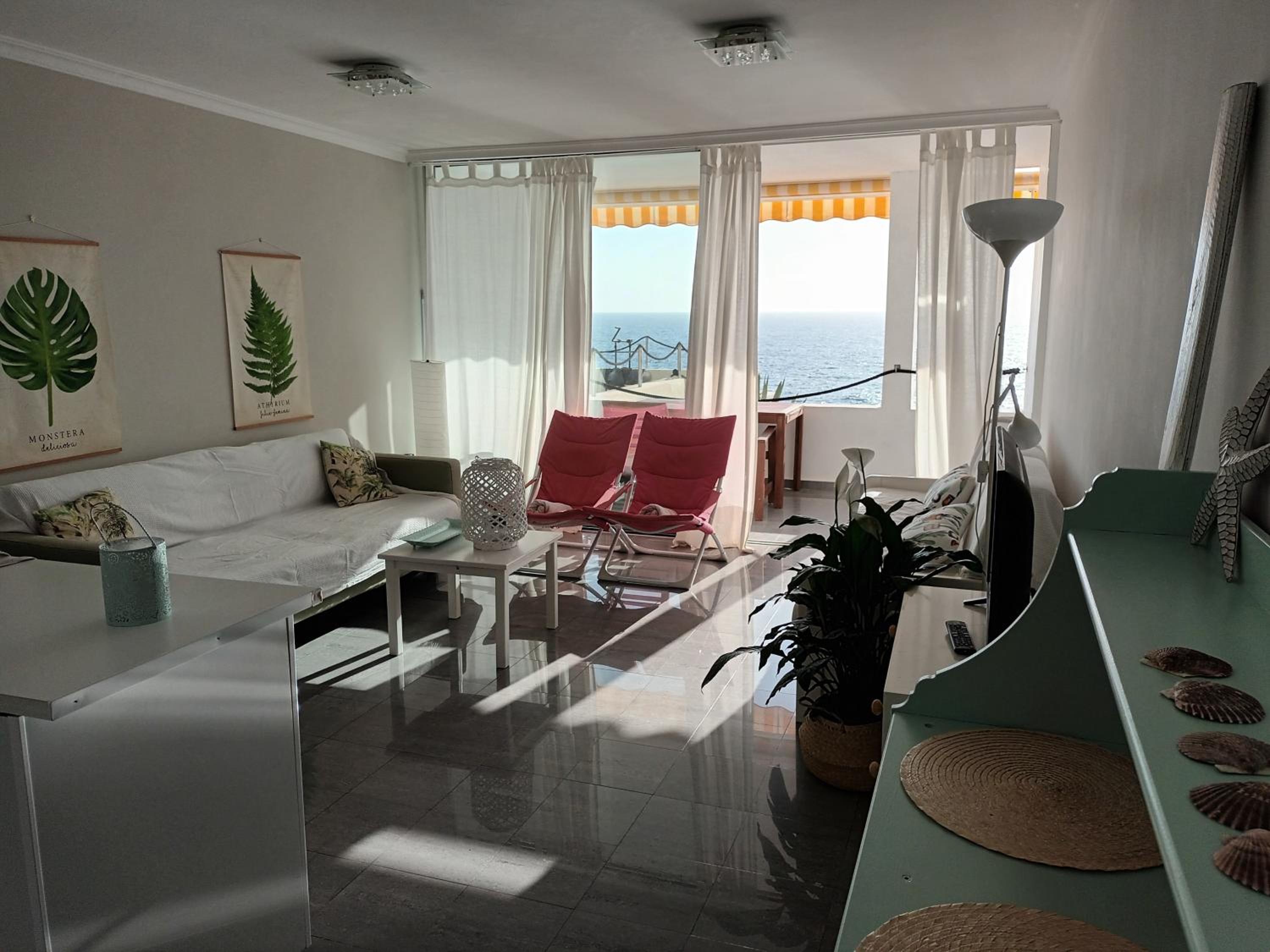 Great oportunity Costa Adeje Holiday apartment first sea line Free Wifi